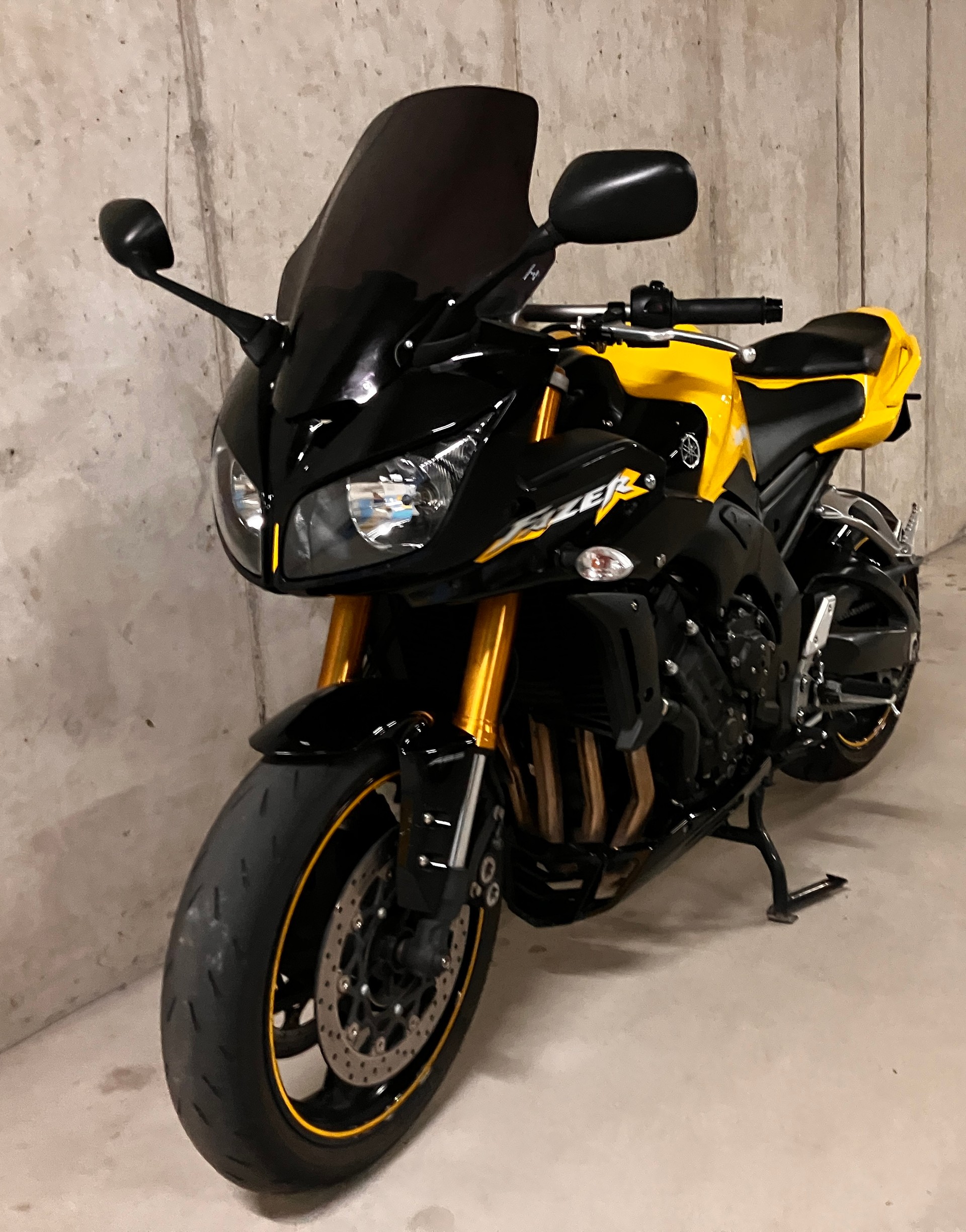 YAMAHA FZ1 Fazer ABS-image-2