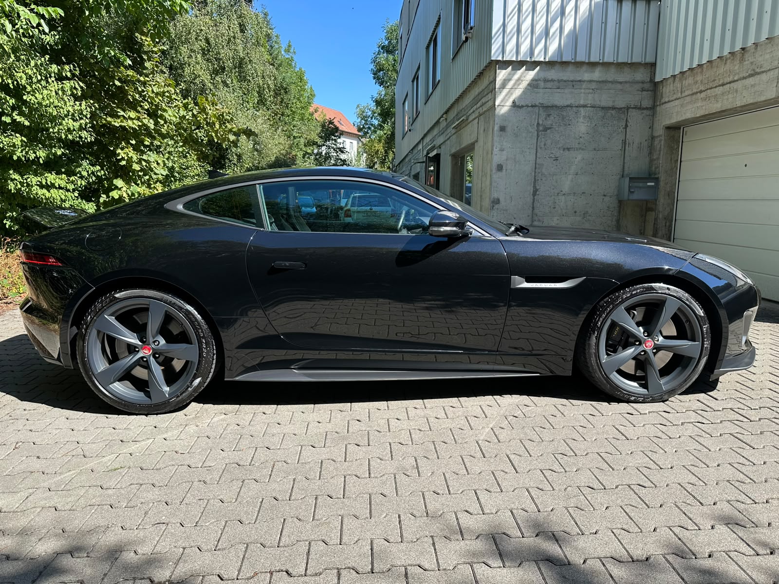 JAGUAR F-Type Coupé 3.0 V6 S/C 400 Sport AWD Automatik-image-6