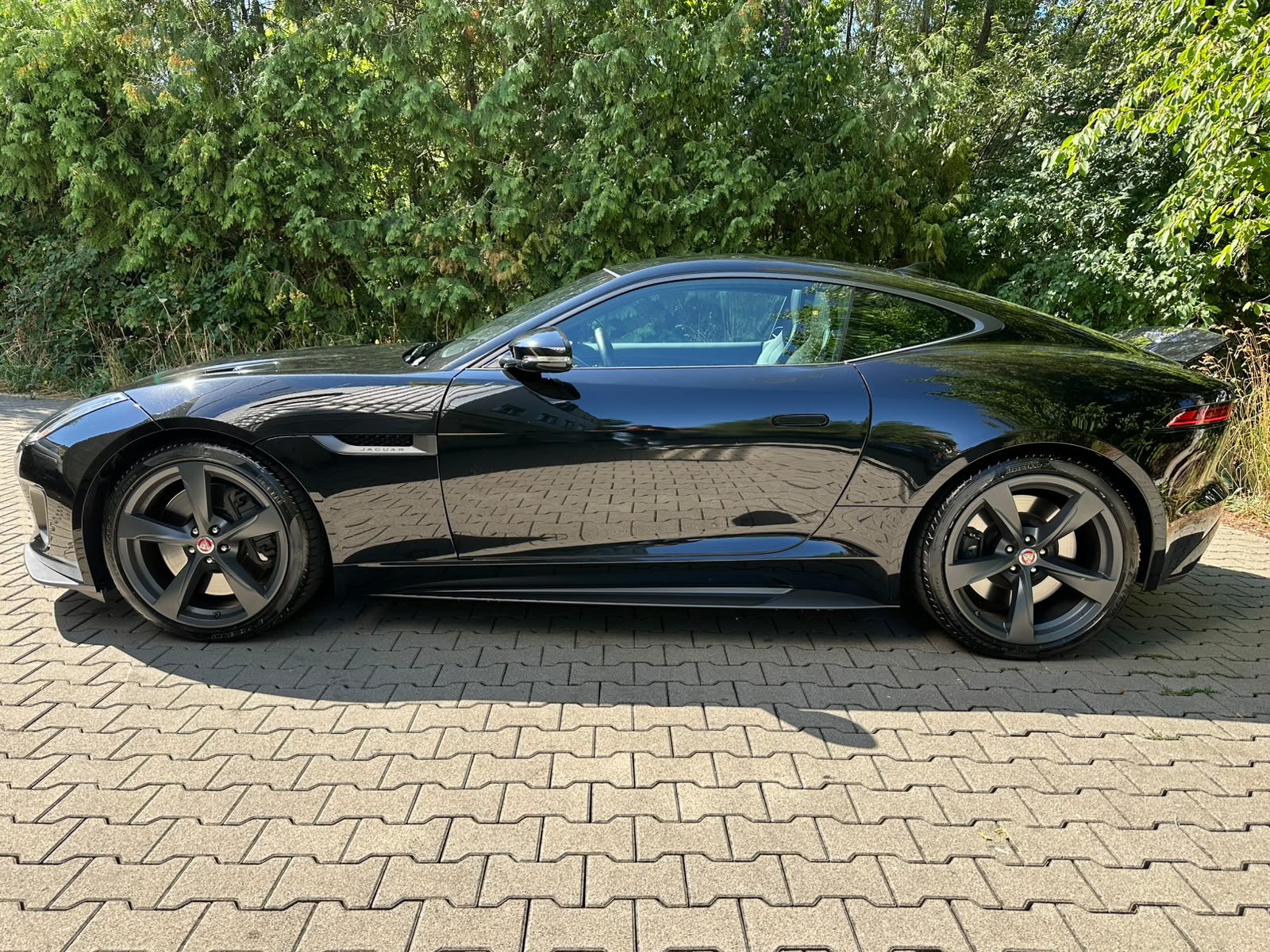 JAGUAR F-Type Coupé 3.0 V6 S/C 400 Sport AWD Automatik-showroom-element-2