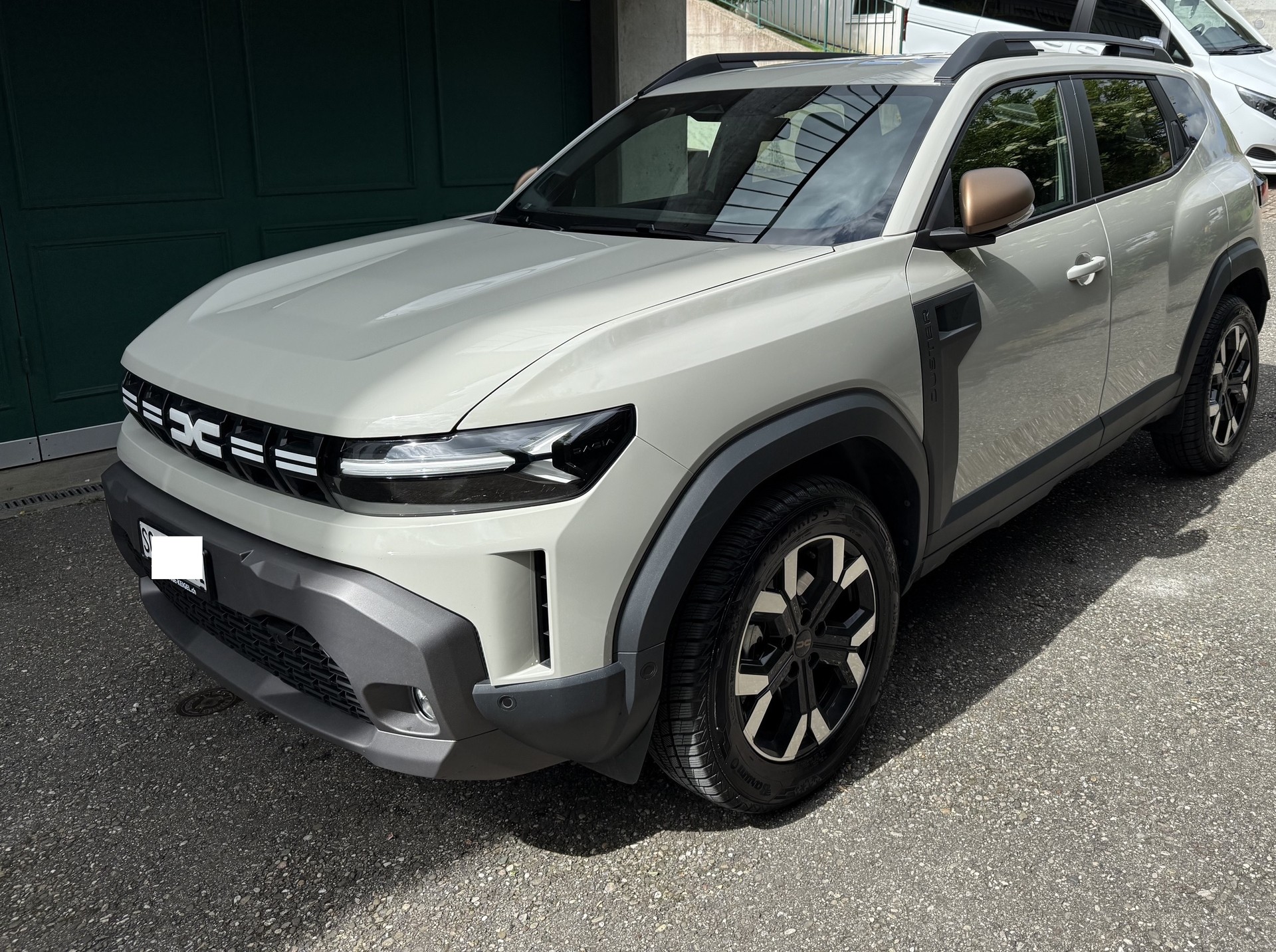 DACIA 1.6 Hybrid Extreme