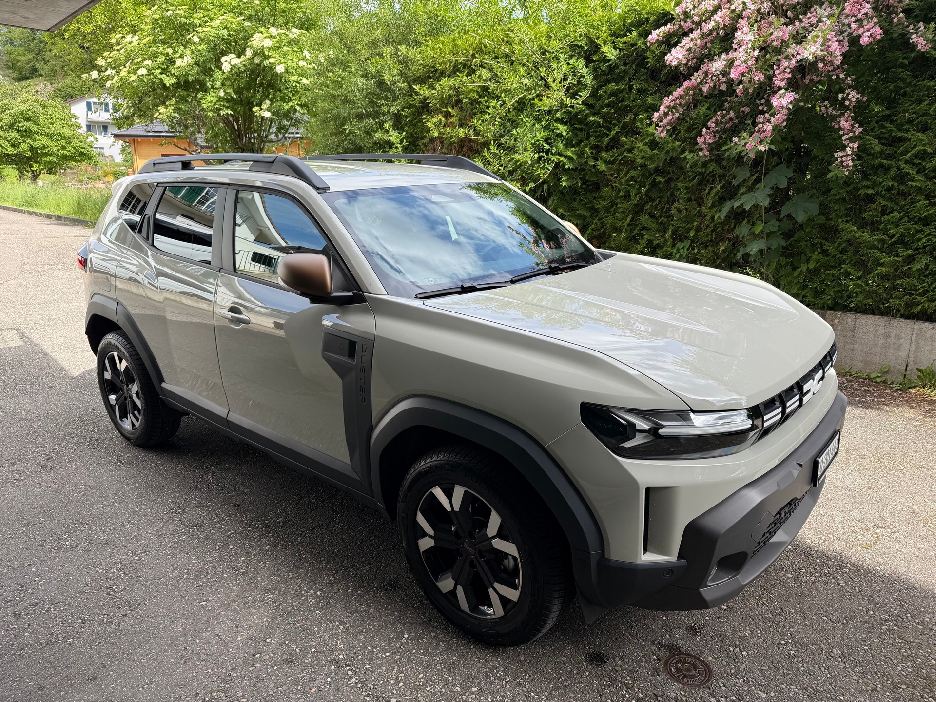 DACIA 1.6 Hybrid Extreme-image-1
