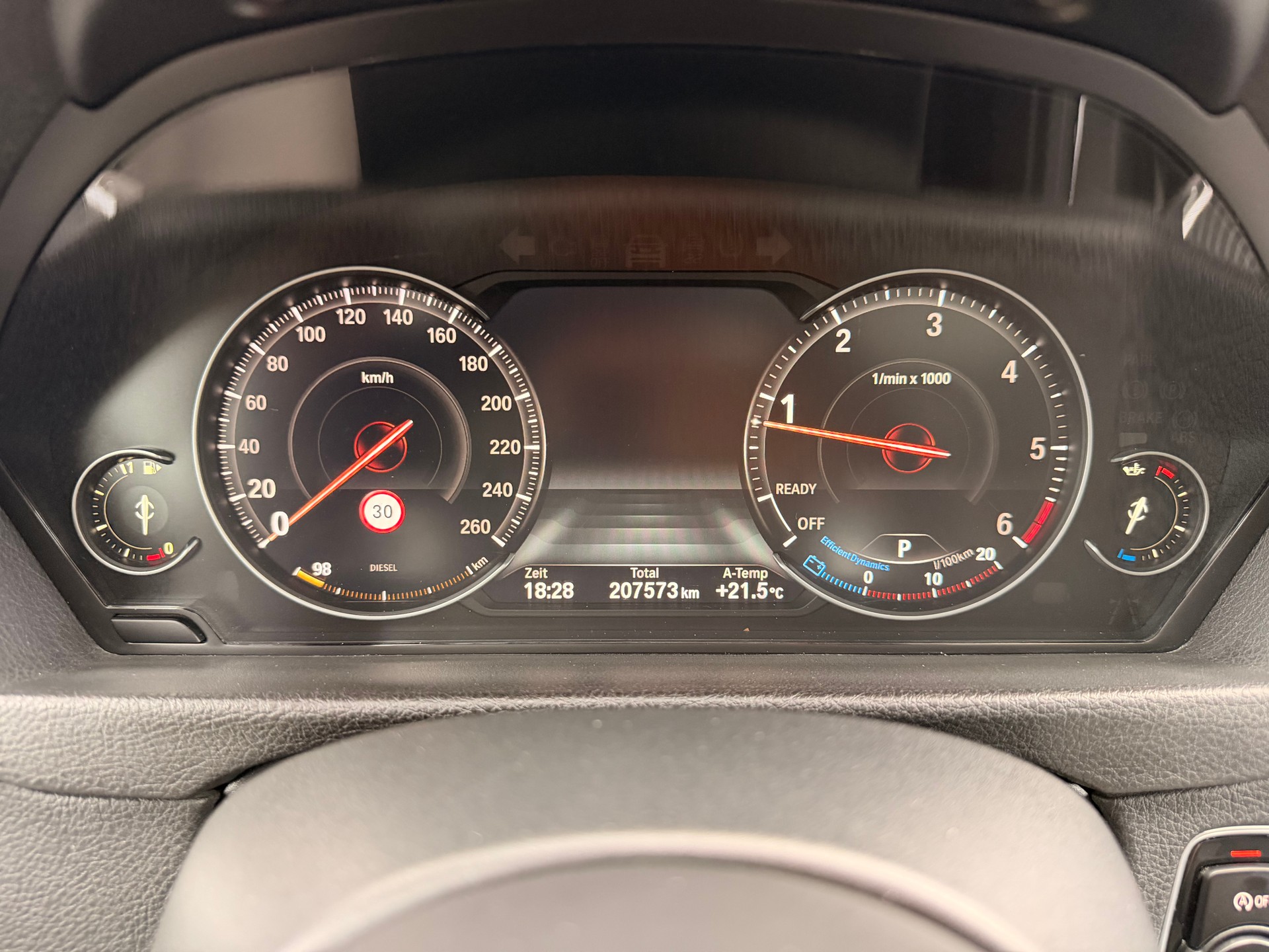 BMW 330d xDrive Touring Edition M Sport Steptronic-image-19