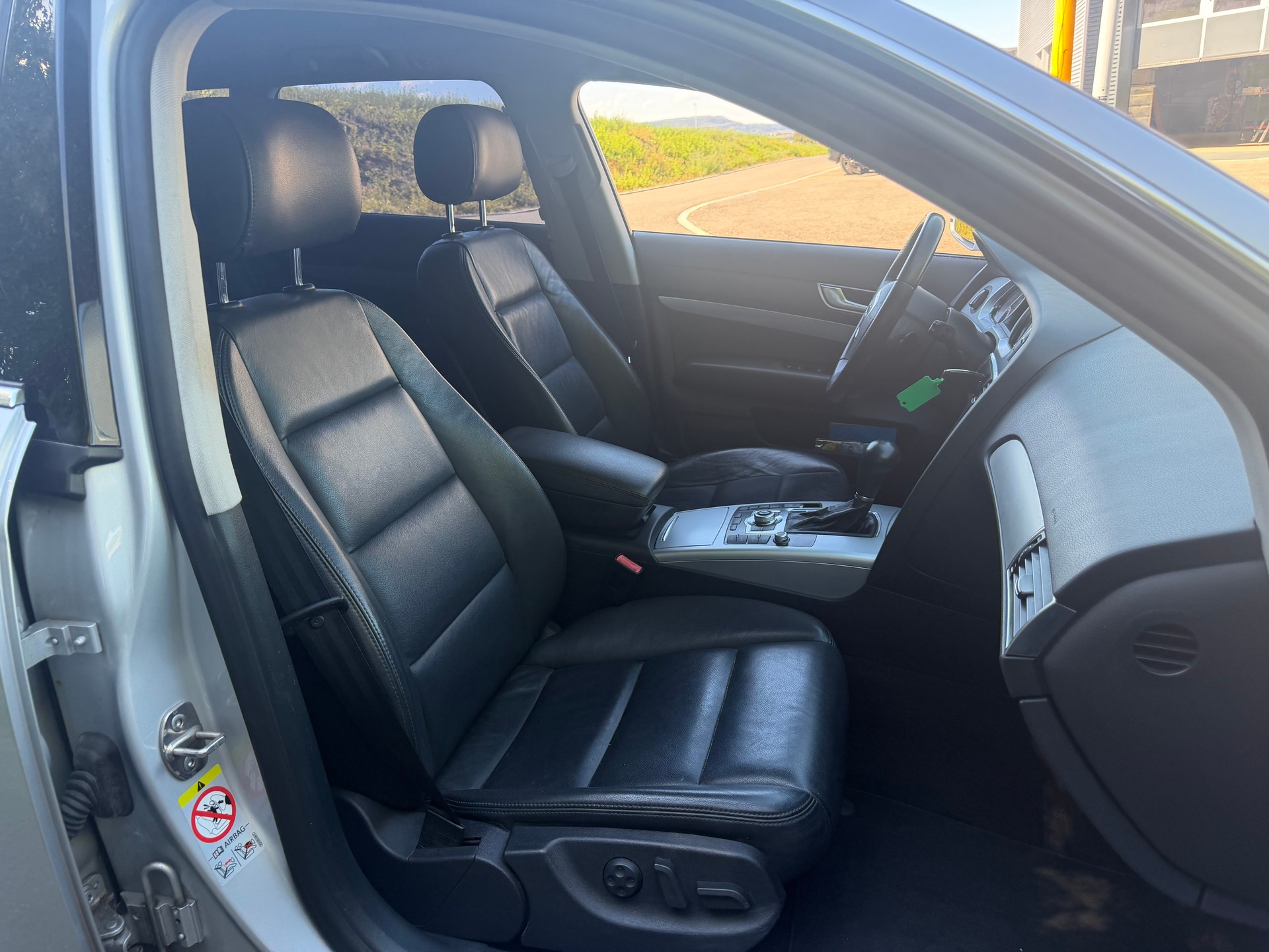 AUDI A6 Avant 2.8 V6 FSI multitronic-image-4