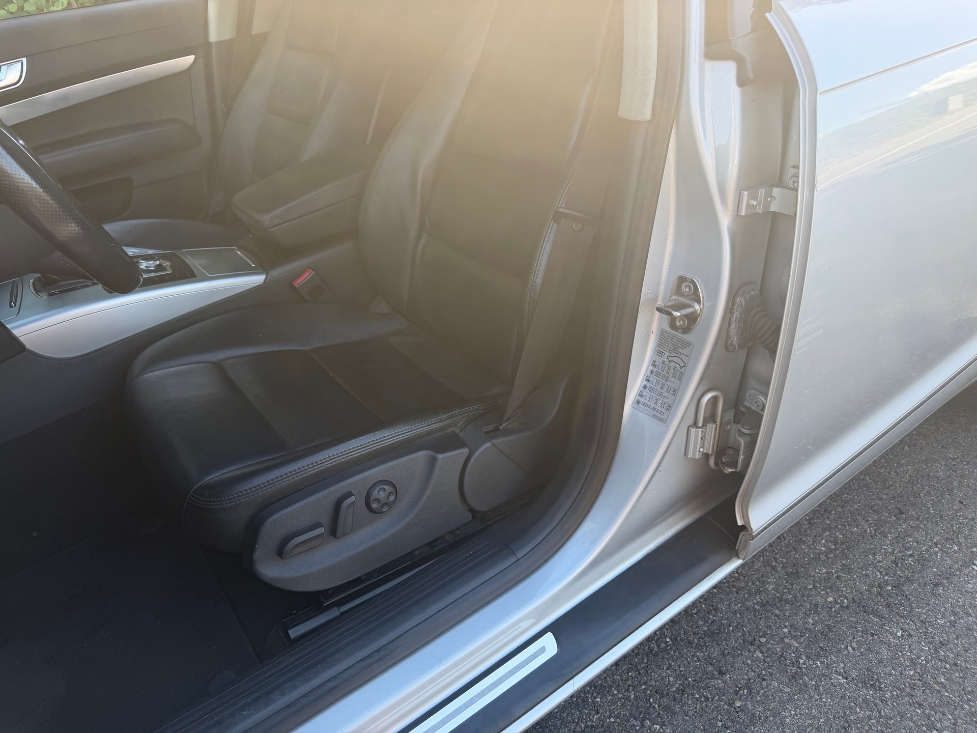 AUDI A6 Avant 2.8 V6 FSI multitronic-image-6