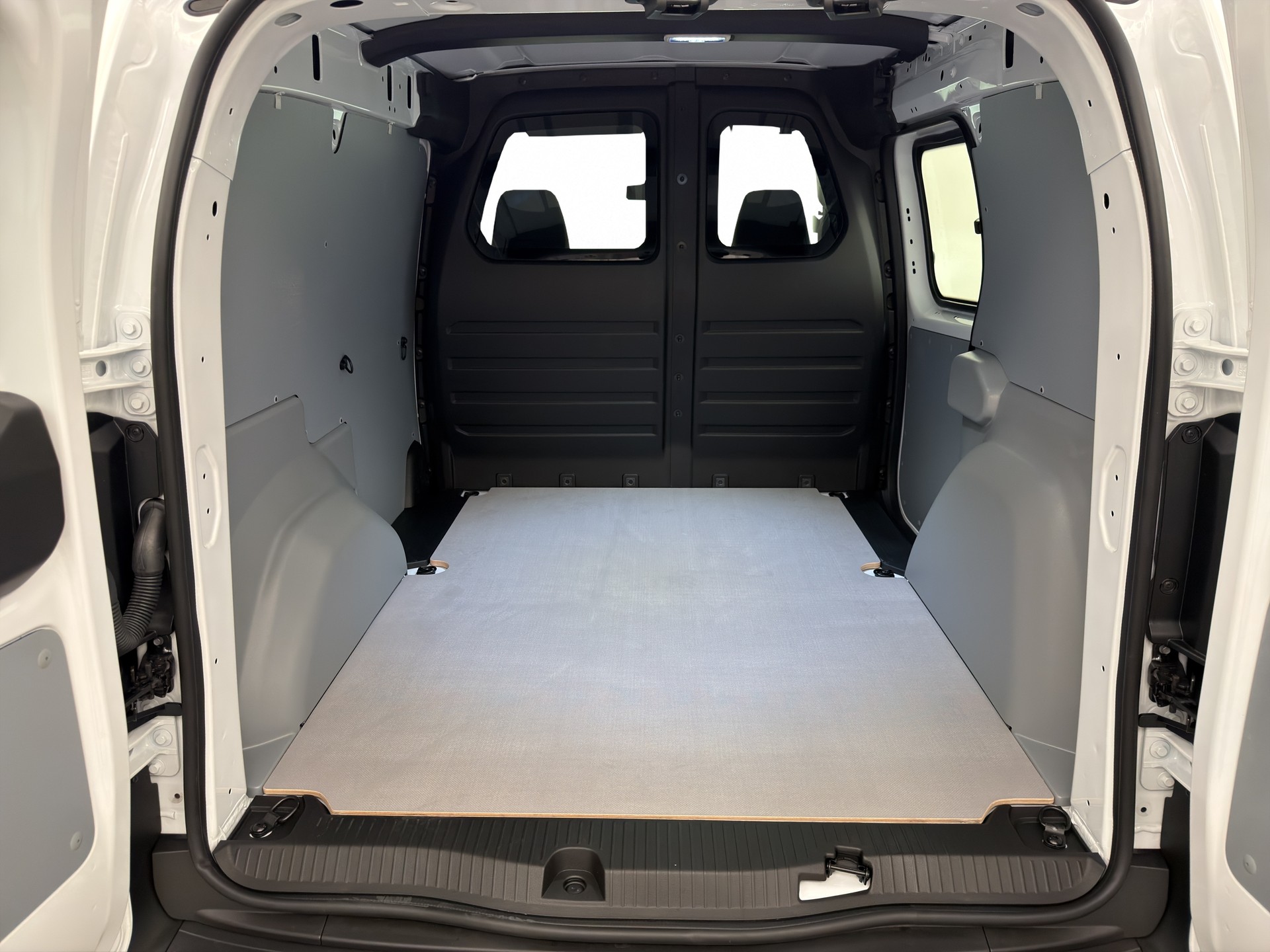 RENAULT Kangoo Van 1.3 TCe 130 Extra-image-11
