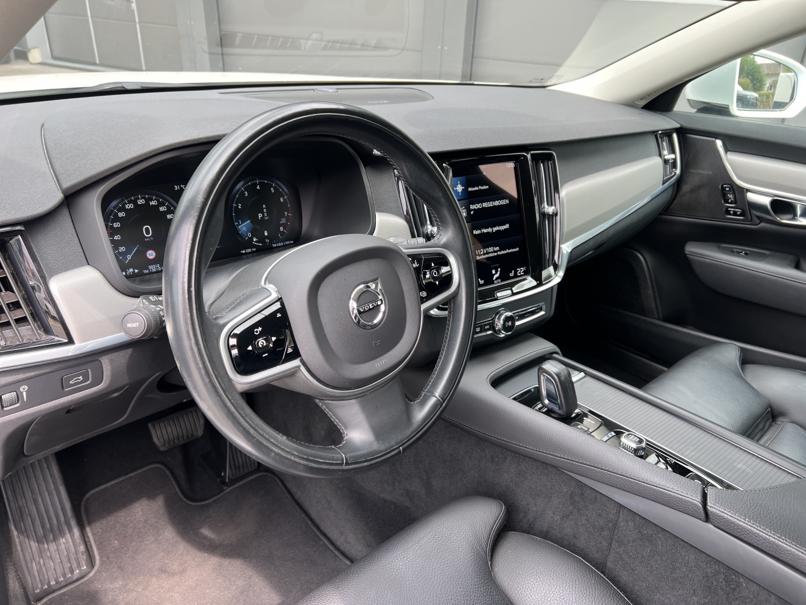 VOLVO V90 B4 Benzin Mild Hybrid Momentum Geartronic-image-12