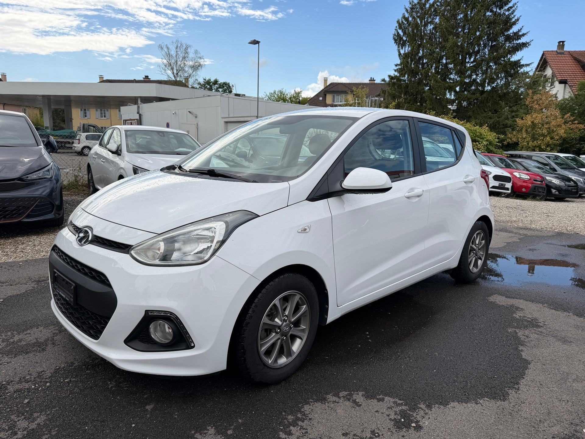 HYUNDAI i10 1.2 Amplia-image-1