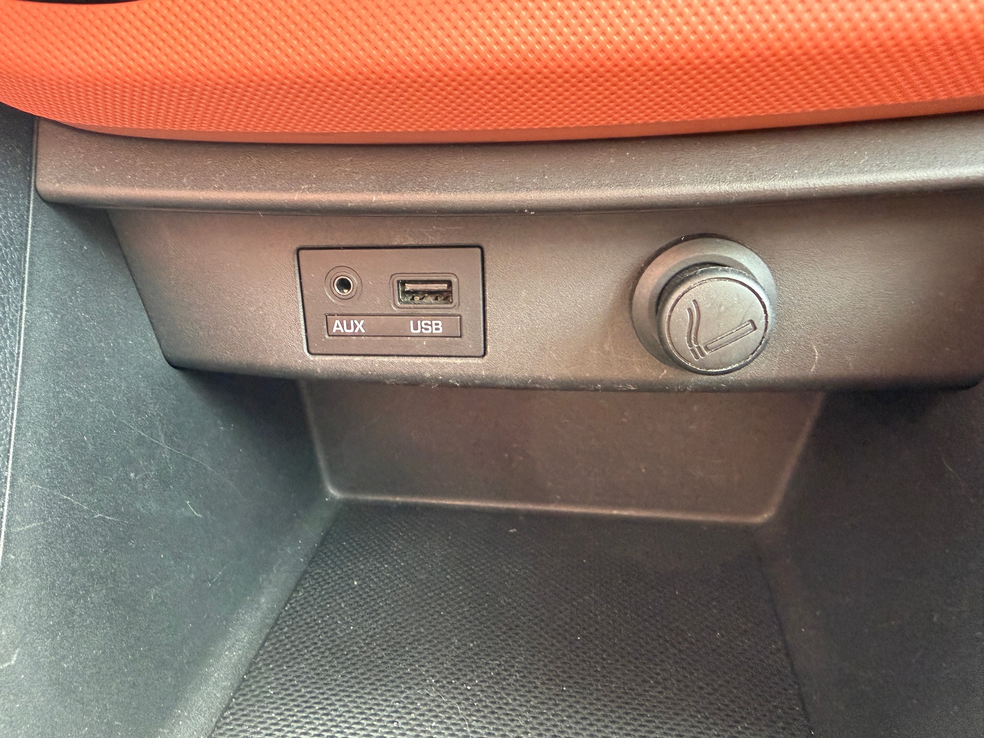 HYUNDAI i10 1.2 Amplia-image-10