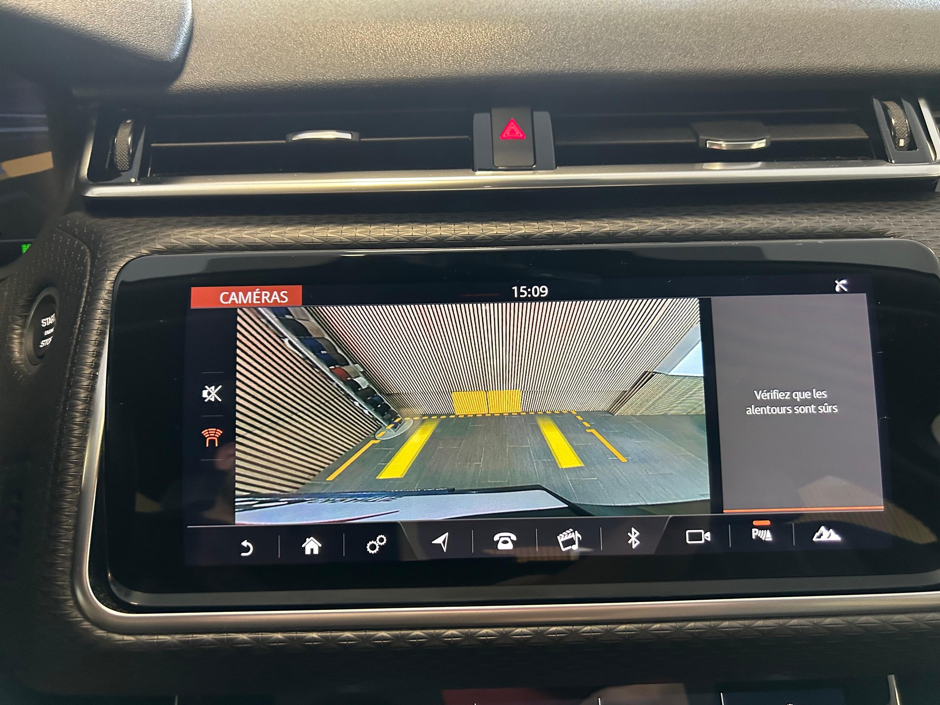 LAND ROVER Range Rover Velar 2.0 T S-image-14