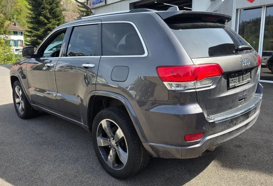 JEEP Grand Cherokee 3.0 CRD Overland Automatic-image-2