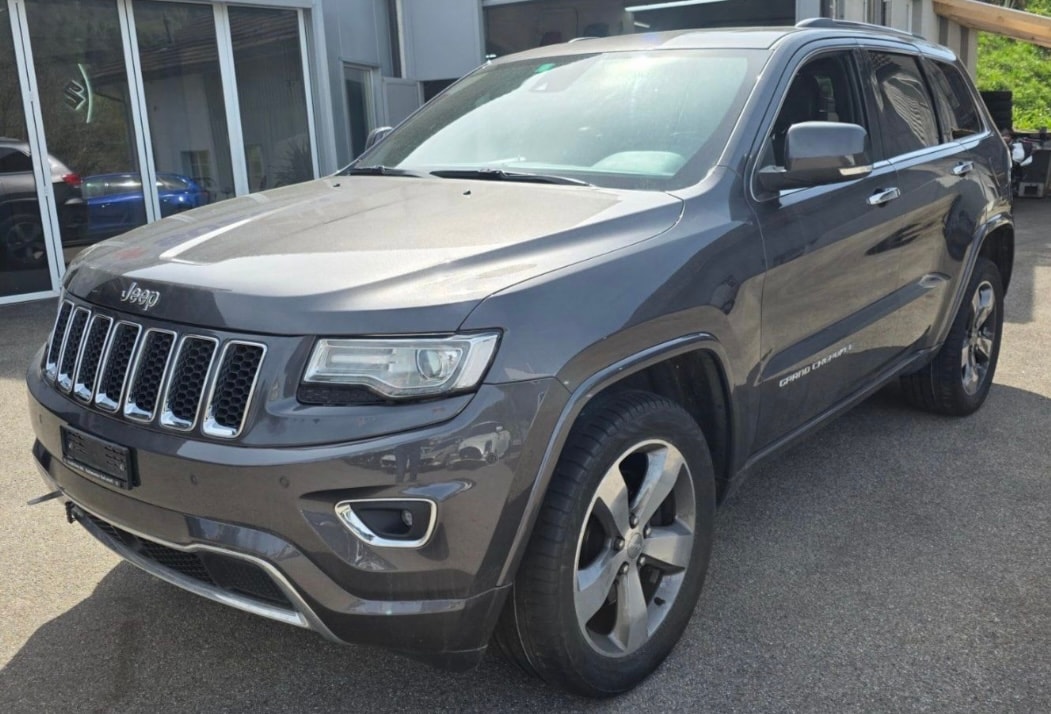 JEEP Grand Cherokee 3.0 CRD Overland Automatic-image-4