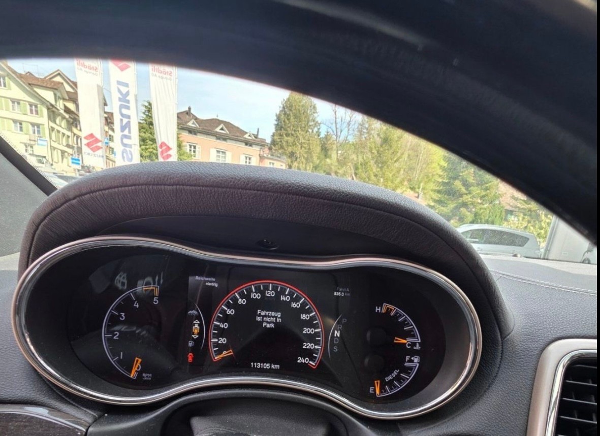 JEEP Grand Cherokee 3.0 CRD Overland Automatic-image-8