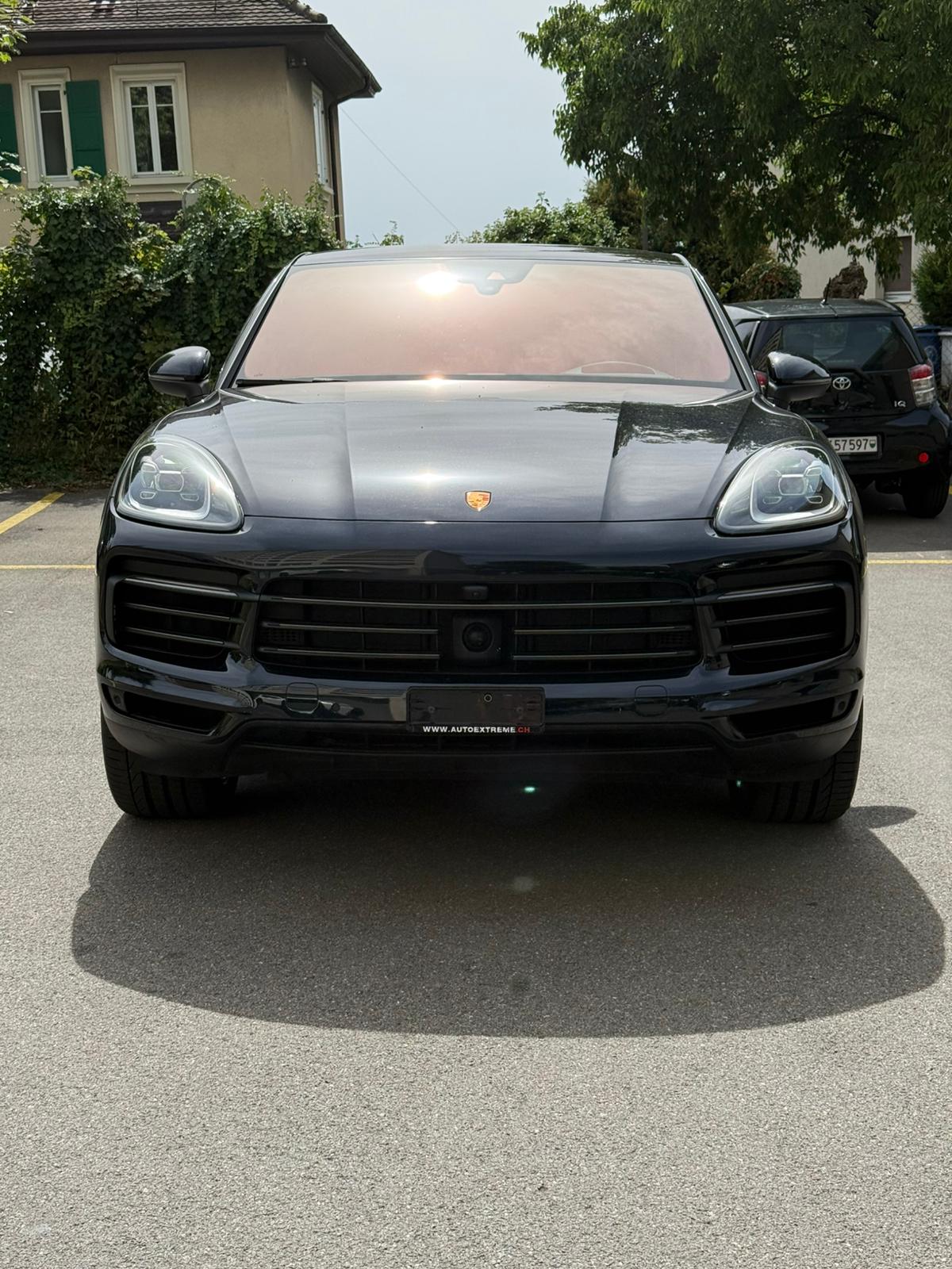 PORSCHE 3.0 V6 E-Hybrid Platinum Edition-image-4