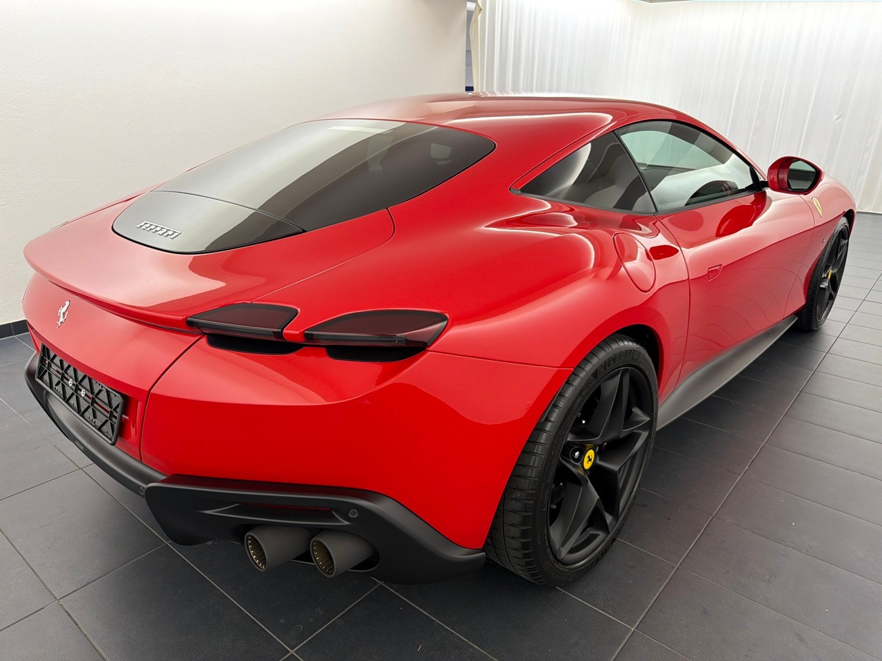 FERRARI Roma 3.9 V8 T-image-2