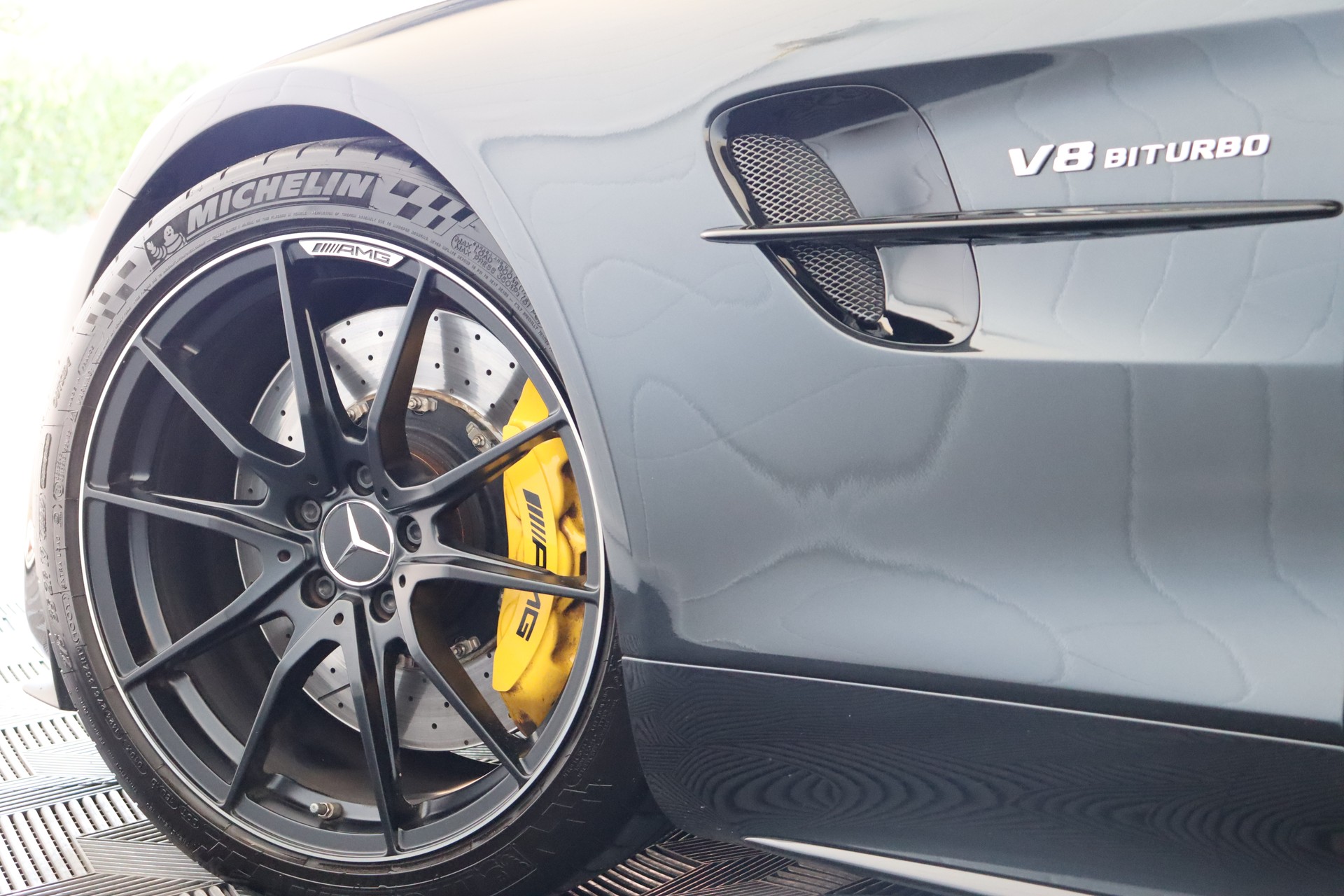 MERCEDES-BENZ AMG GT R Speedshift DCT-image-5