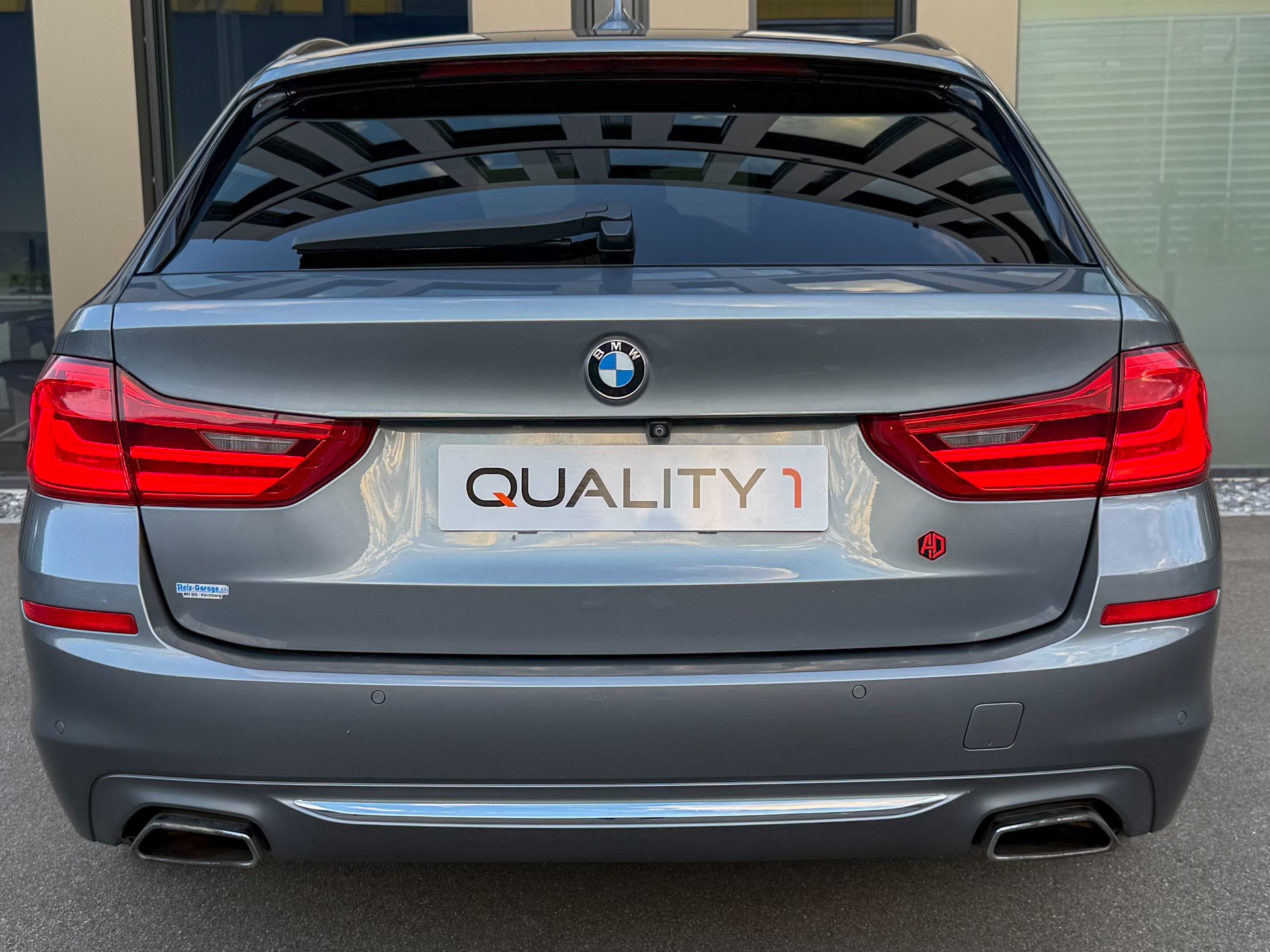 BMW 540d xDrive Touring Luxury Line Steptronic-image-3