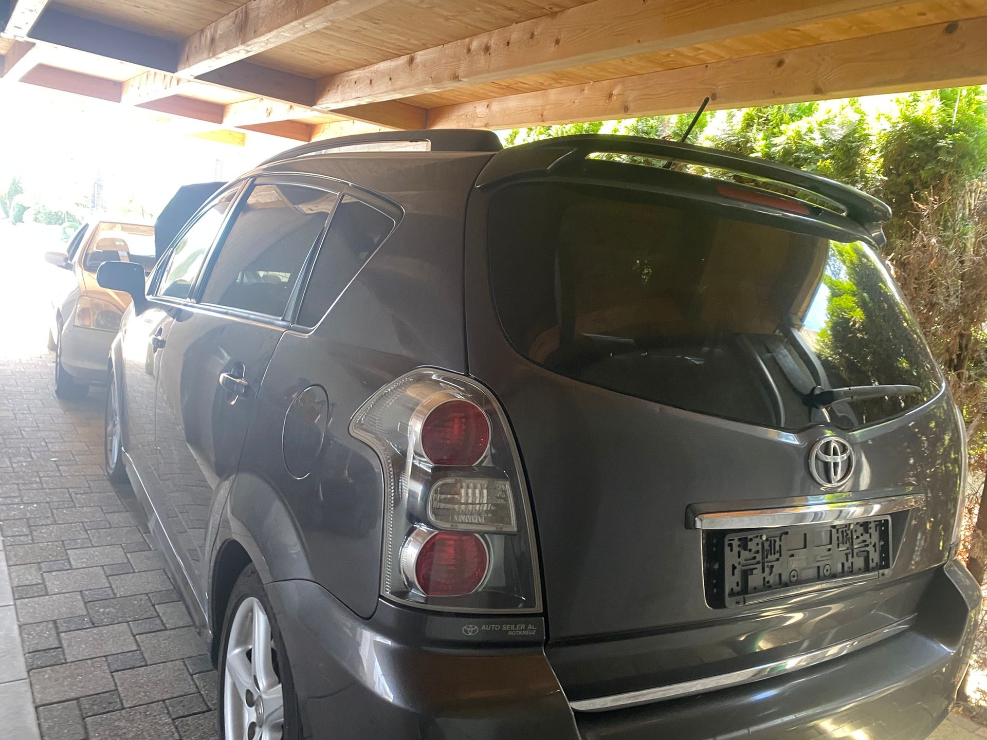 TOYOTA Corolla Verso 2.2 D-4D CleanP. Linea Sol Prem.-image-3