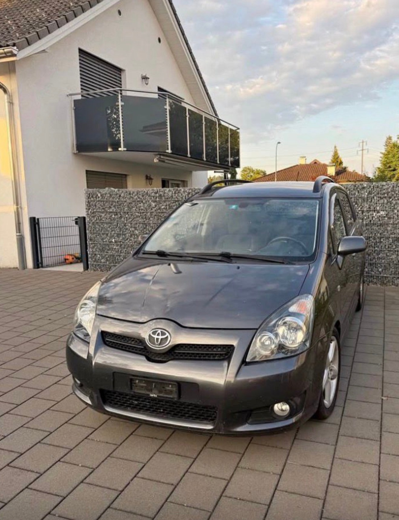 TOYOTA Corolla Verso 2.2 D-4D CleanP. Linea Sol Prem.