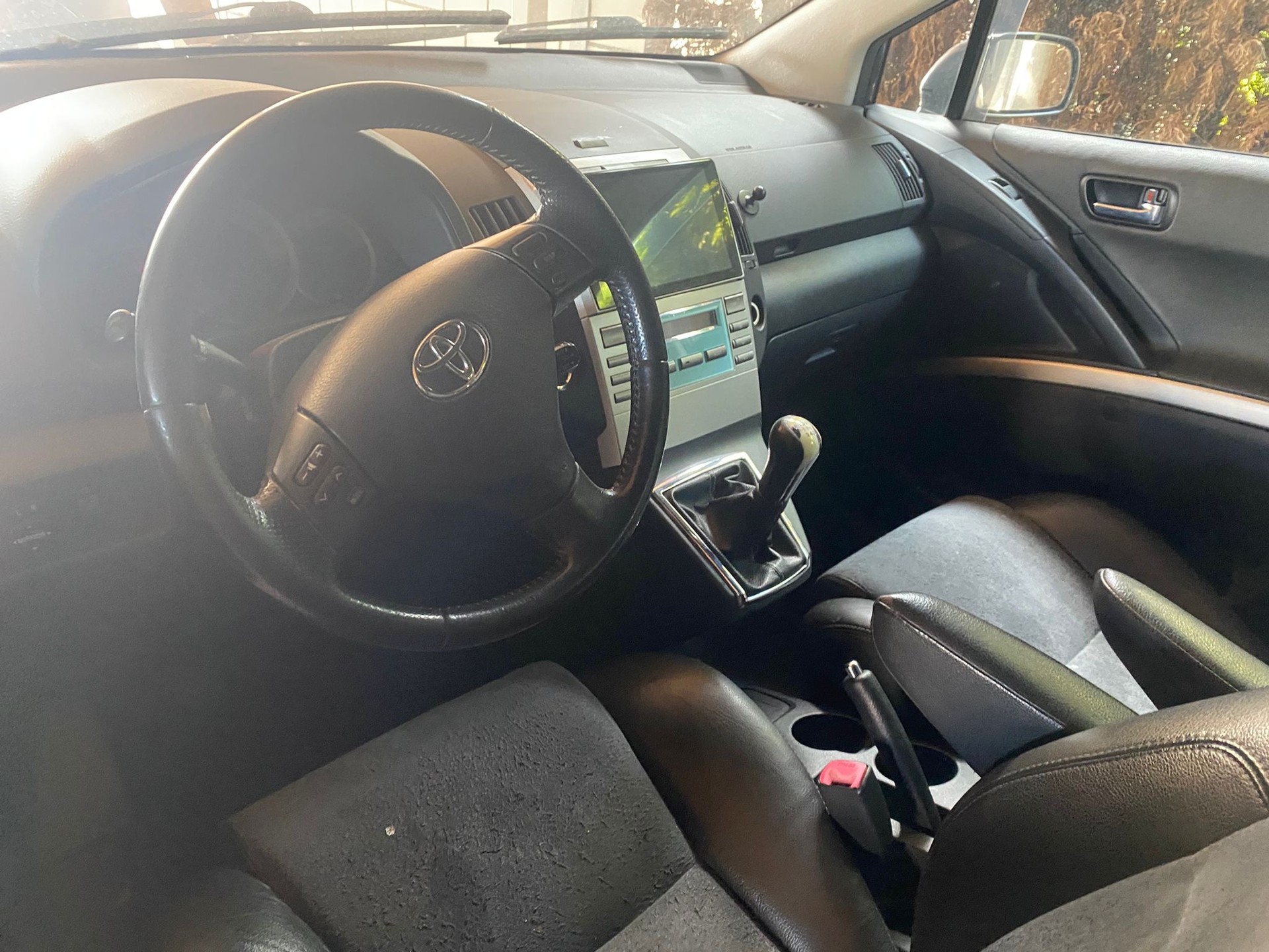 TOYOTA Corolla Verso 2.2 D-4D CleanP. Linea Sol Prem.-image-4
