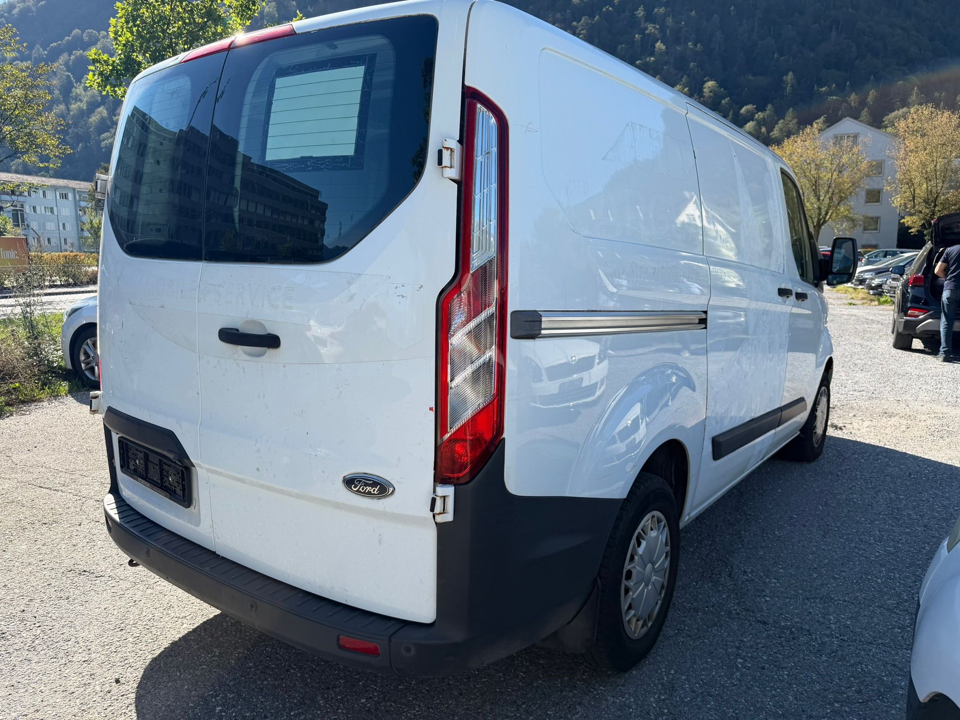 FORD Transit Custom Van 290 L1H1 Trend-image-2