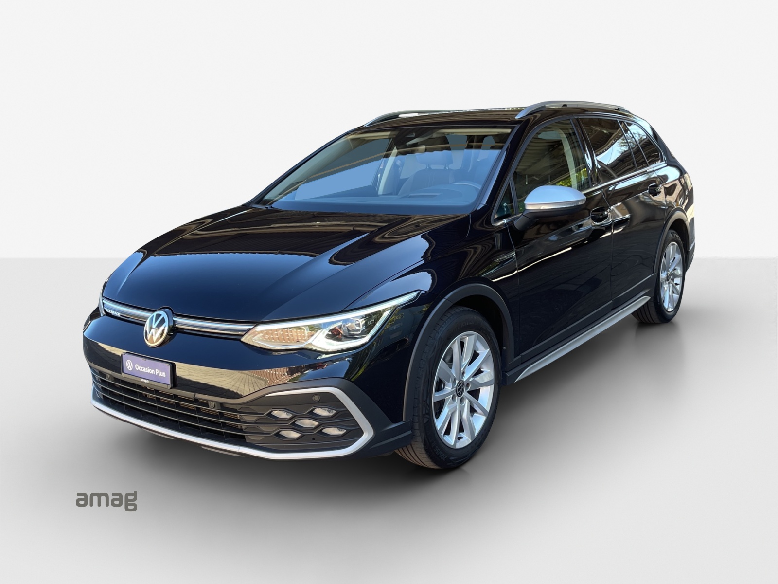 VW Golf 2.0 TDI Alltrack DSG 4Motion-image-0
