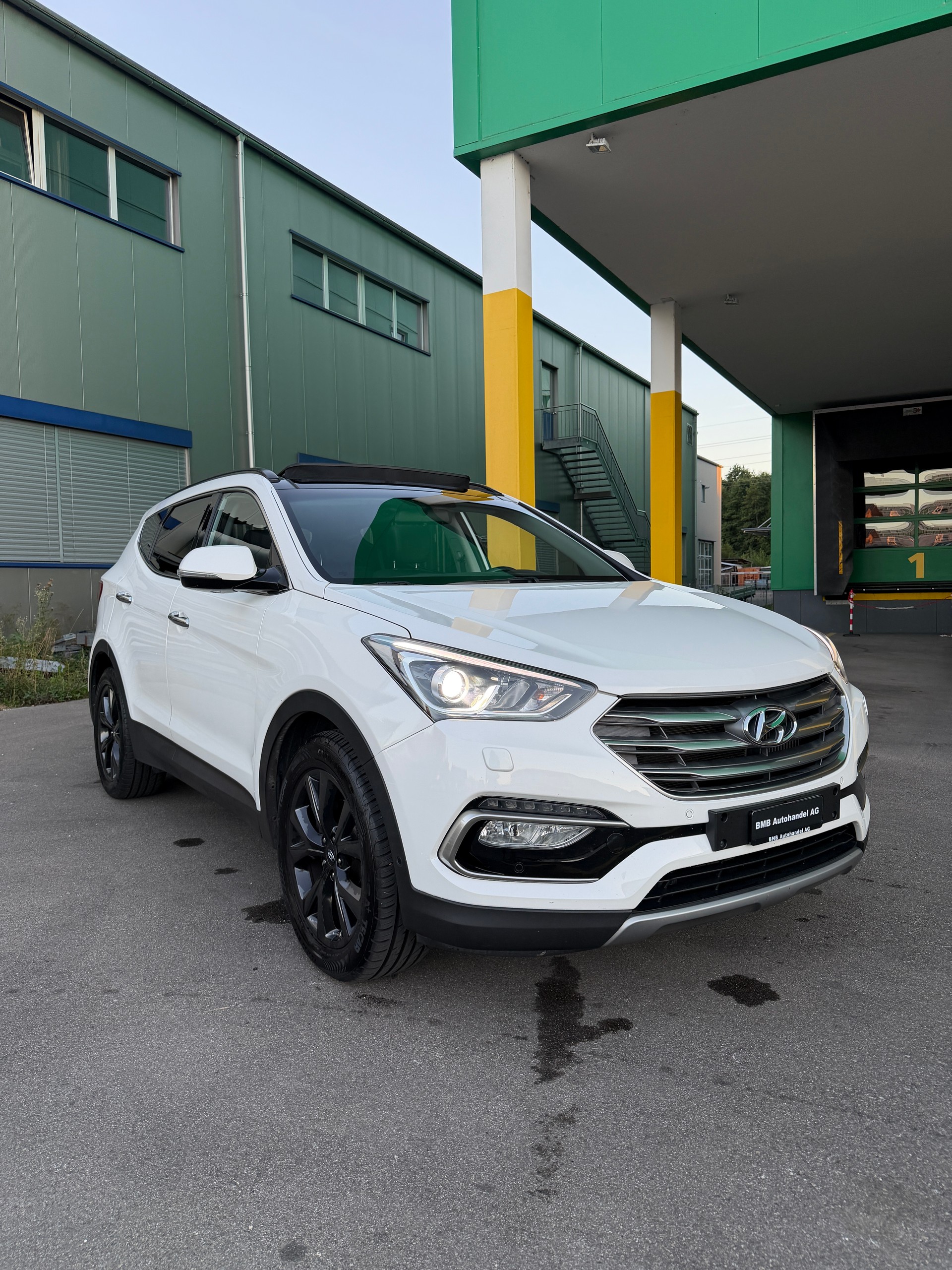 HYUNDAI Santa Fe 2.2 CRDI Vertex 4WD Automatic-image-0