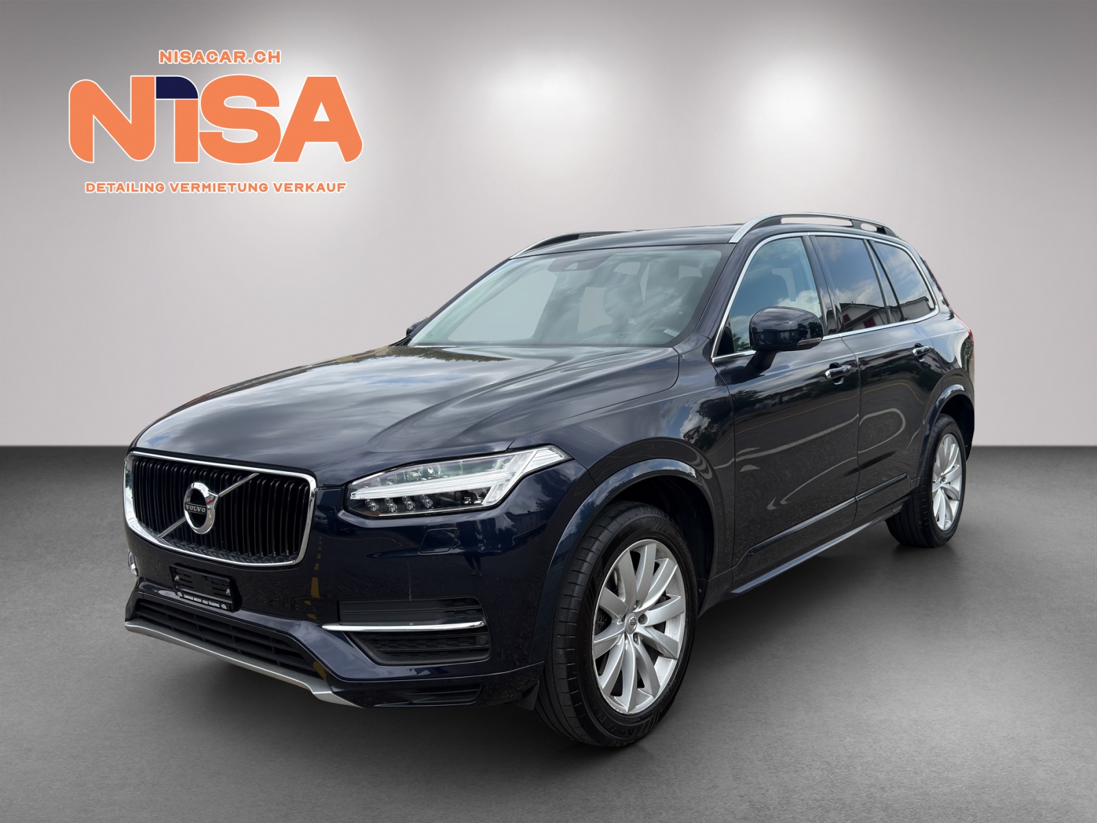VOLVO XC90 D5 AWD Momentum Geartronic-image-2