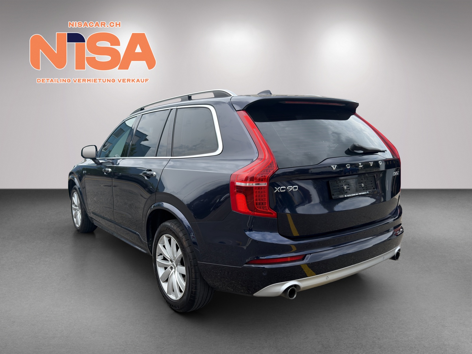 VOLVO XC90 D5 AWD Momentum Geartronic-image-4