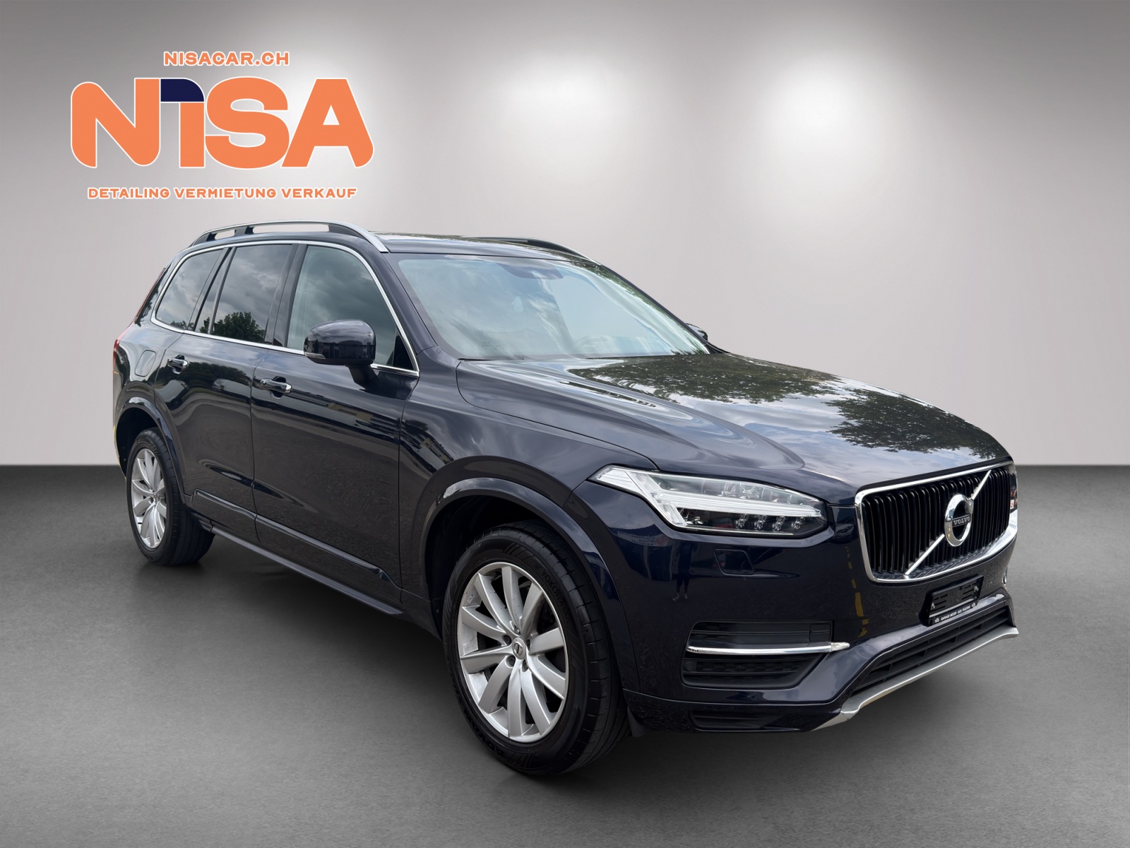 VOLVO XC90 D5 AWD Momentum Geartronic-image-0