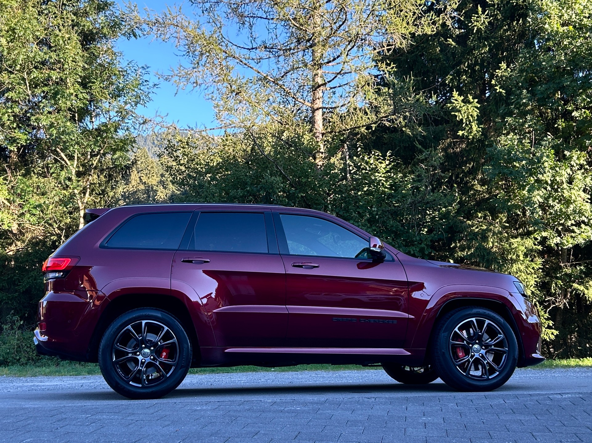 JEEP Grand Cherokee 6.4 V8 HEMI SRT8 Automatic-image-3