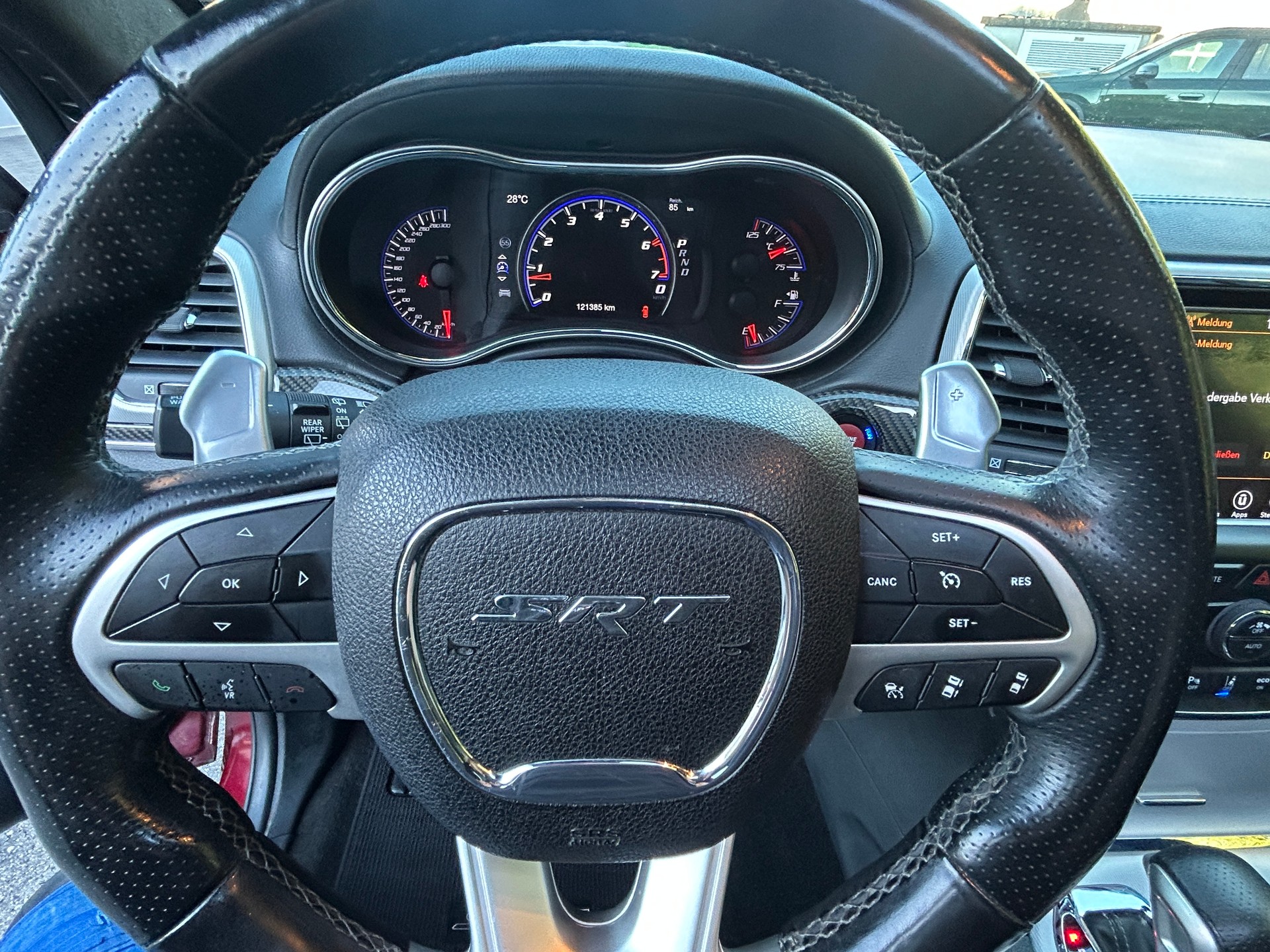 JEEP Grand Cherokee 6.4 V8 HEMI SRT8 Automatic-image-9