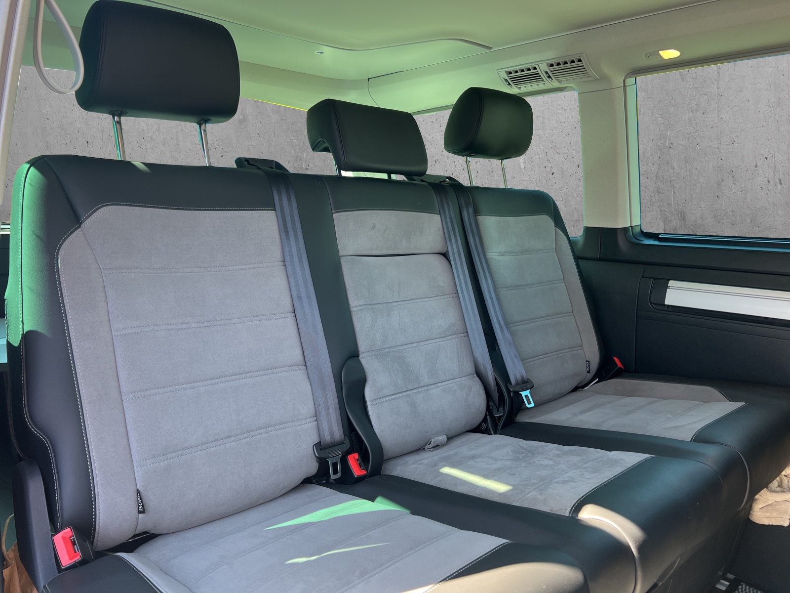 VW T6.1 California 2.0 TDI Beach Liberty DSG-image-12