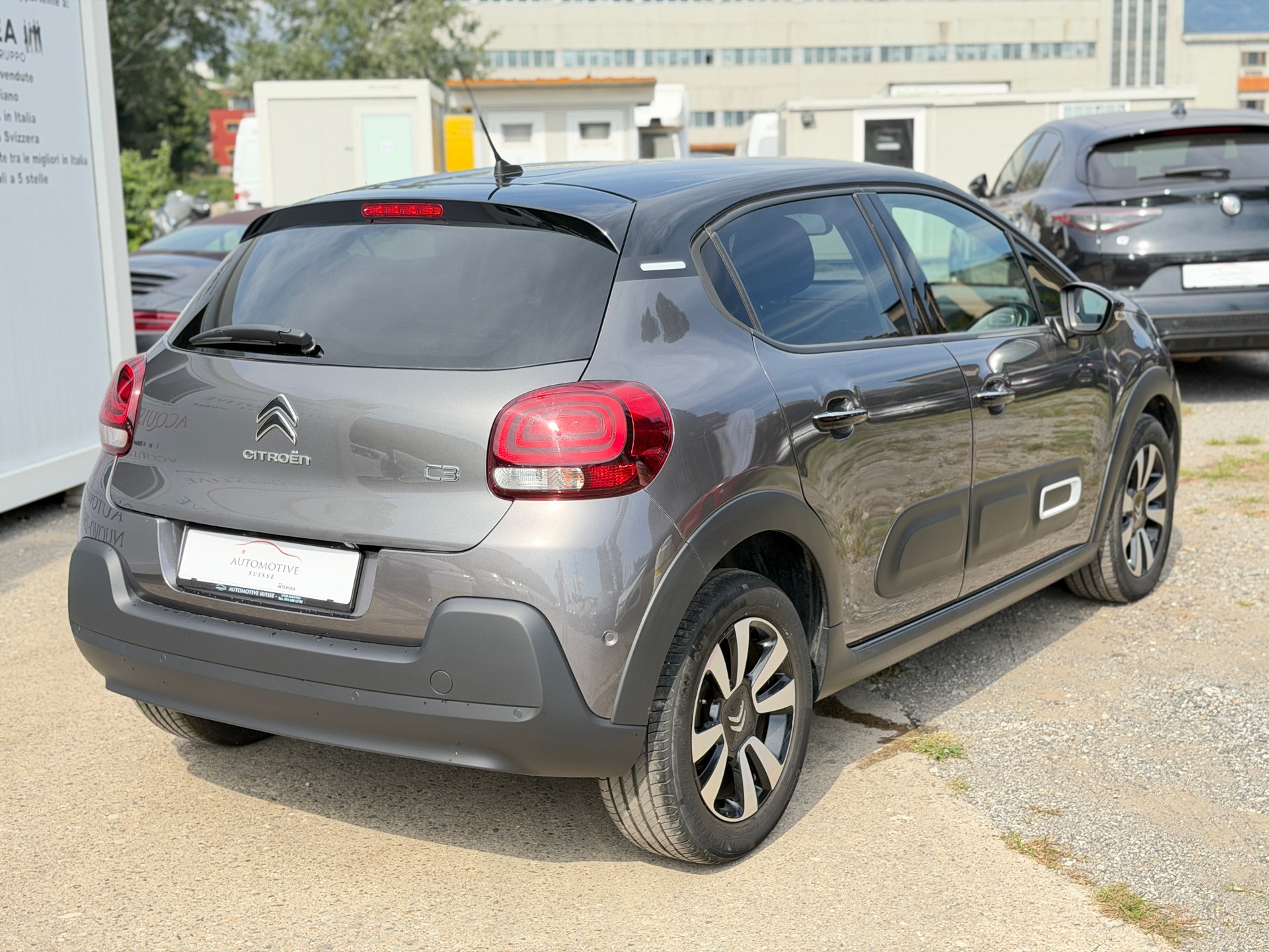 CITROEN C3 1.2i PureTech Swiss Edition EAT6-image-5
