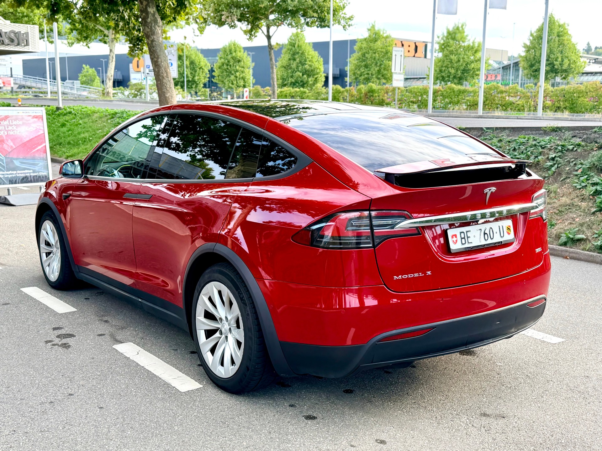 TESLA Model X 90 D FREE SUPERCHARGER-image-6