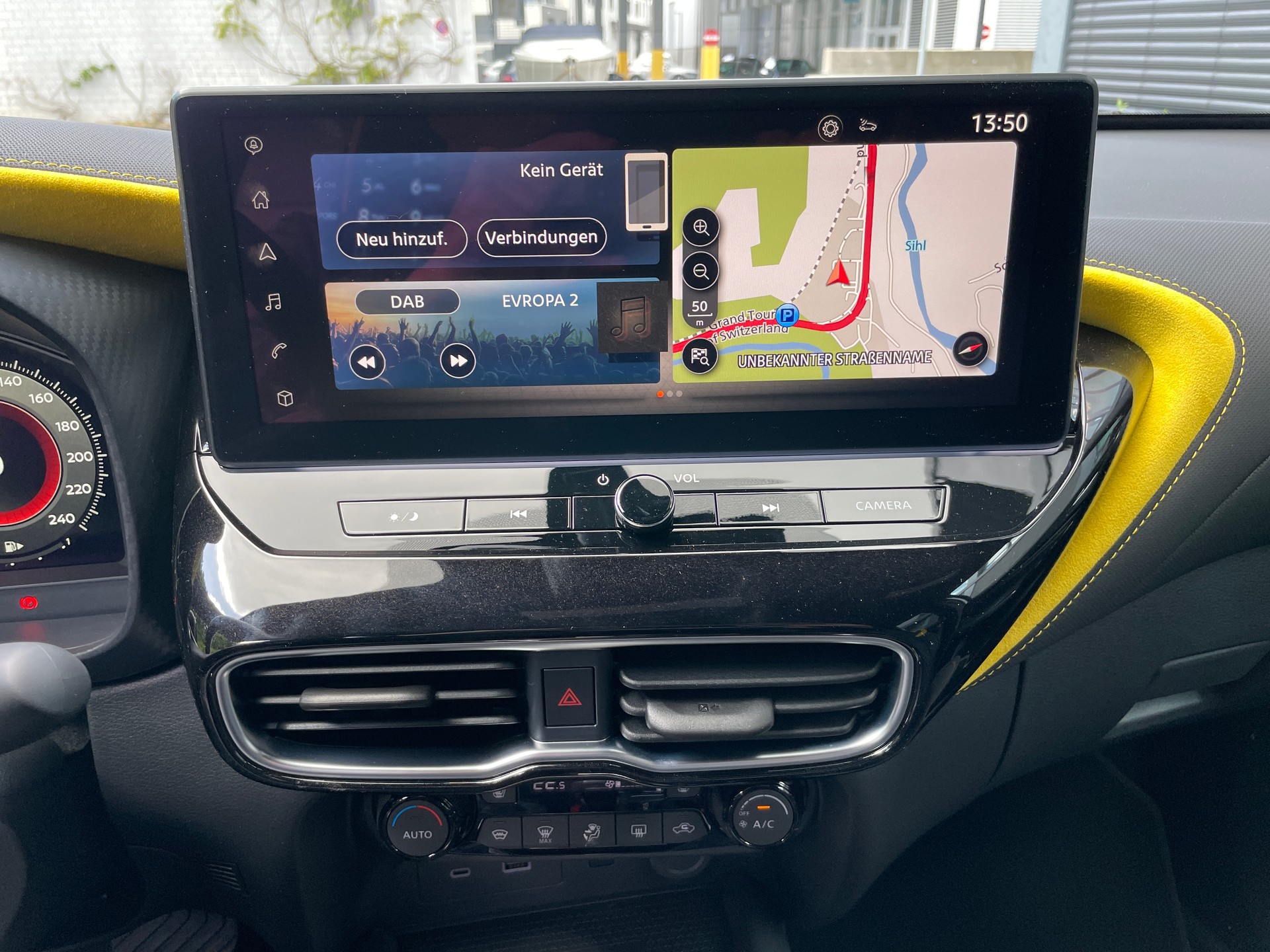 NISSAN Juke 1.6 FHEV N-Sport-image-18