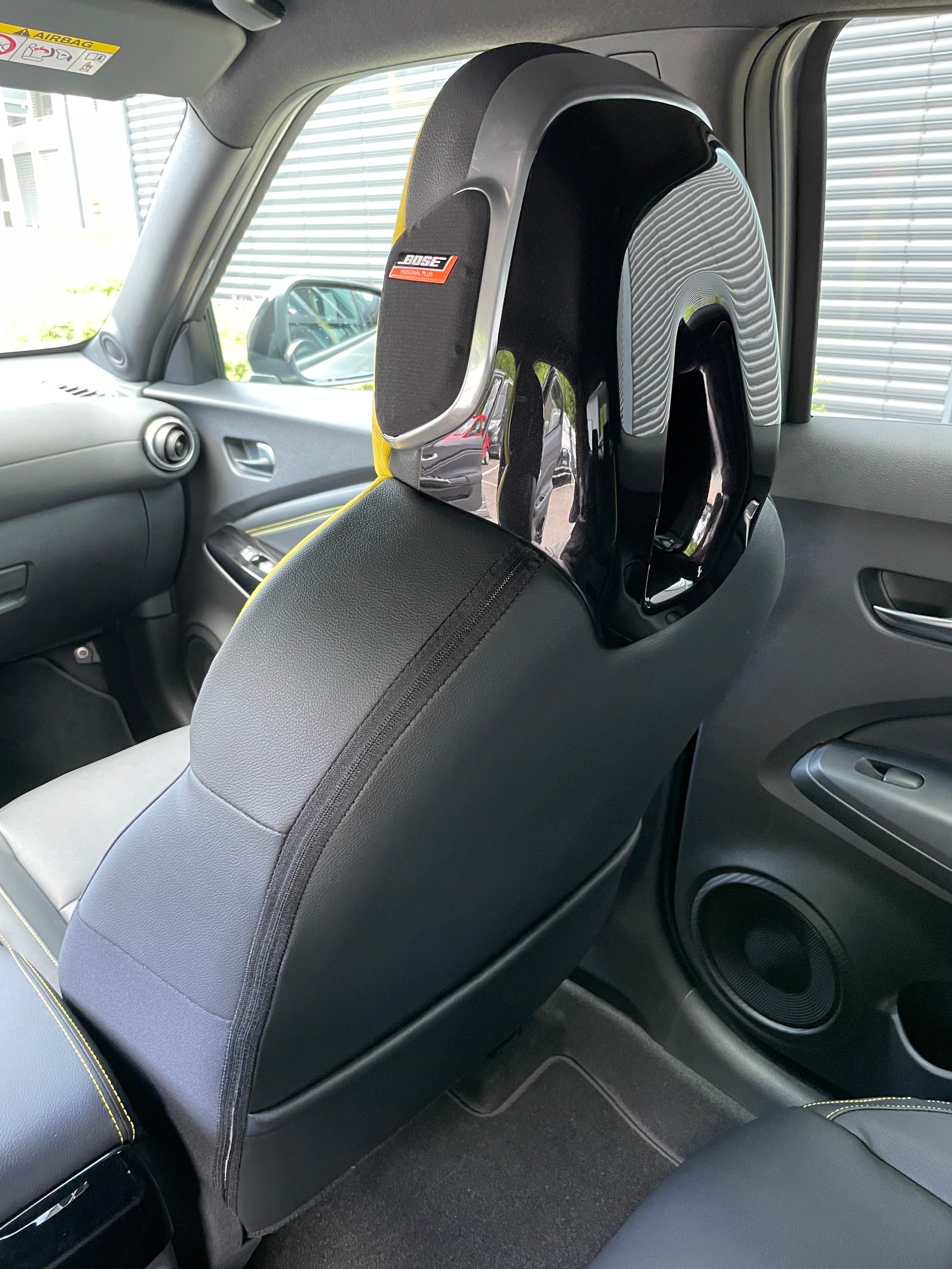 NISSAN Juke 1.6 FHEV N-Sport-image-13