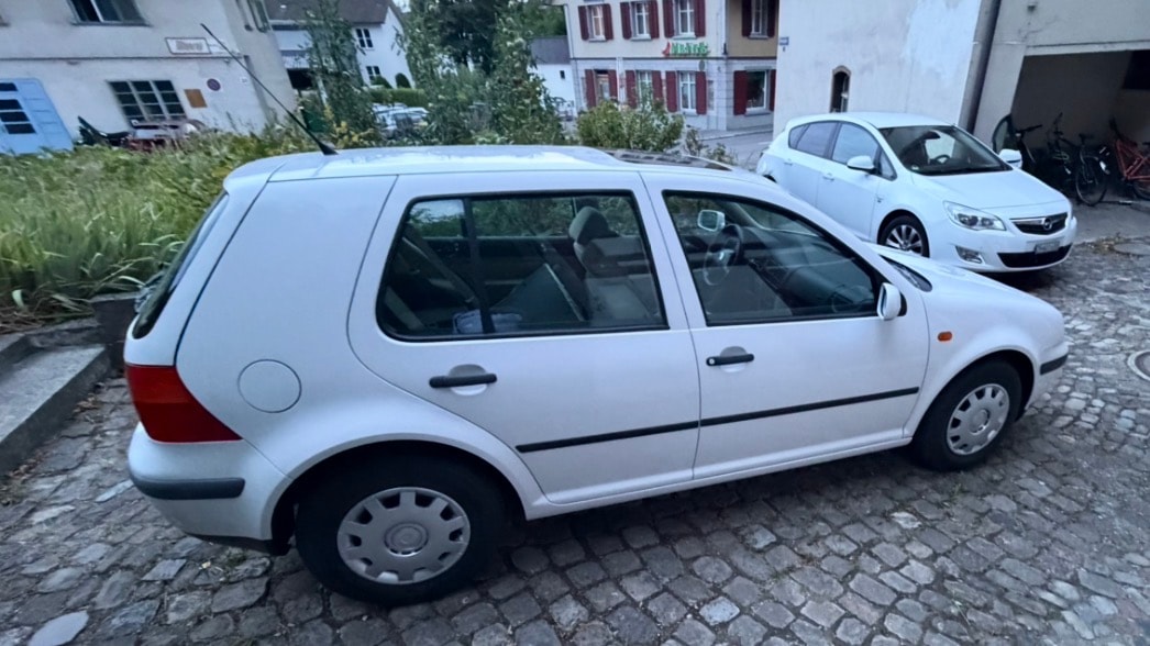 VW Golf 1.6 Comfortline-image-2