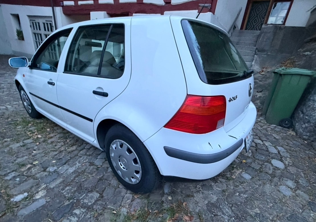 VW Golf 1.6 Comfortline-image-5