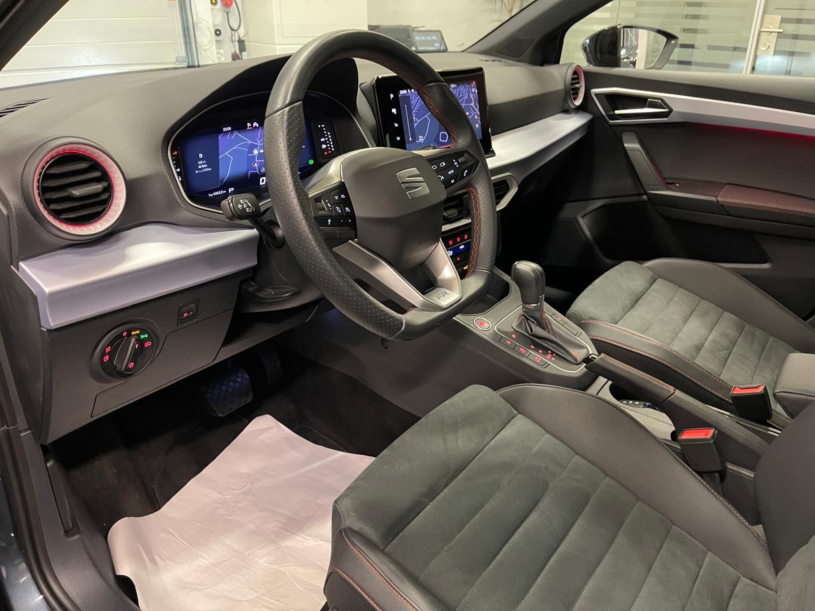 SEAT Ibiza 1.0 TSI 110 FR DSG-image-9