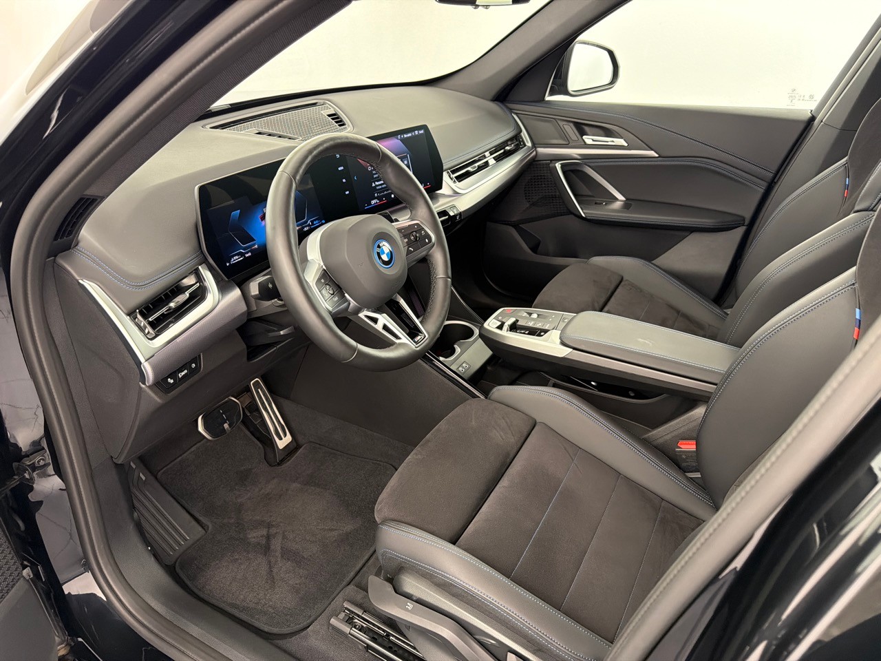 BMW X1 xDrive 25e M Sport-image-4