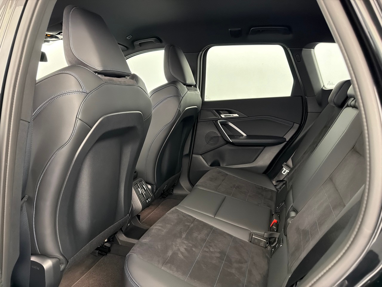 BMW X1 xDrive 25e M Sport-image-5