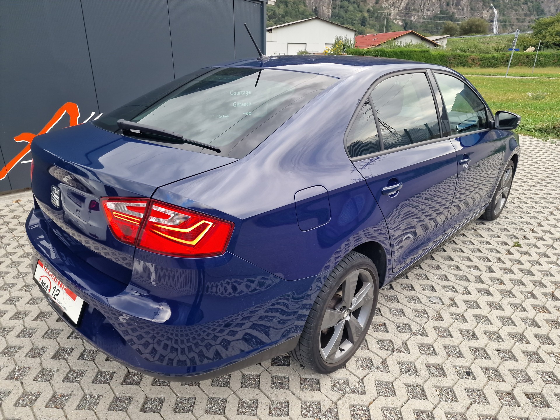 SEAT Toledo 1.4 TSI FR Line DSG-image-4