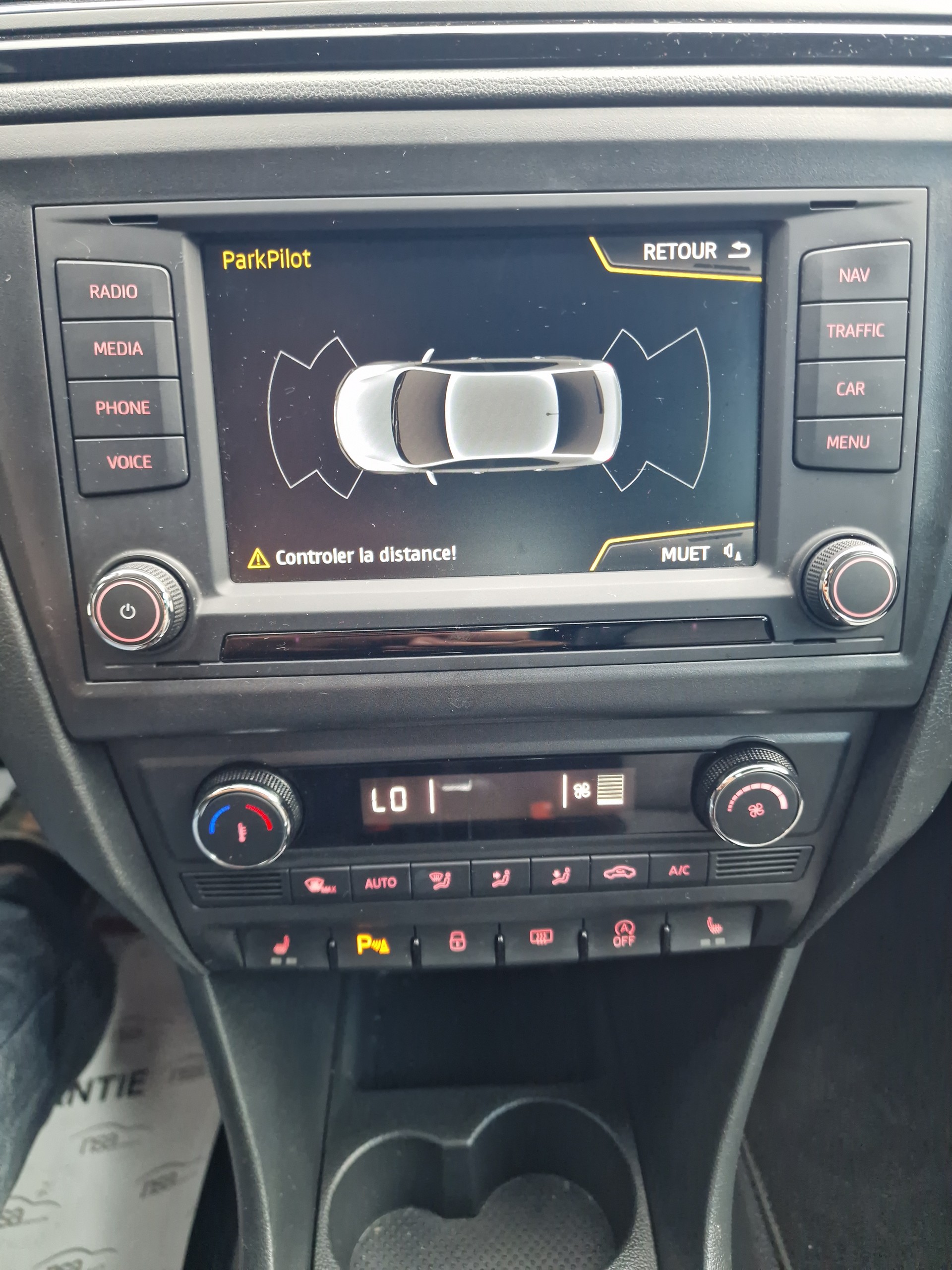 SEAT Toledo 1.4 TSI FR Line DSG-image-11
