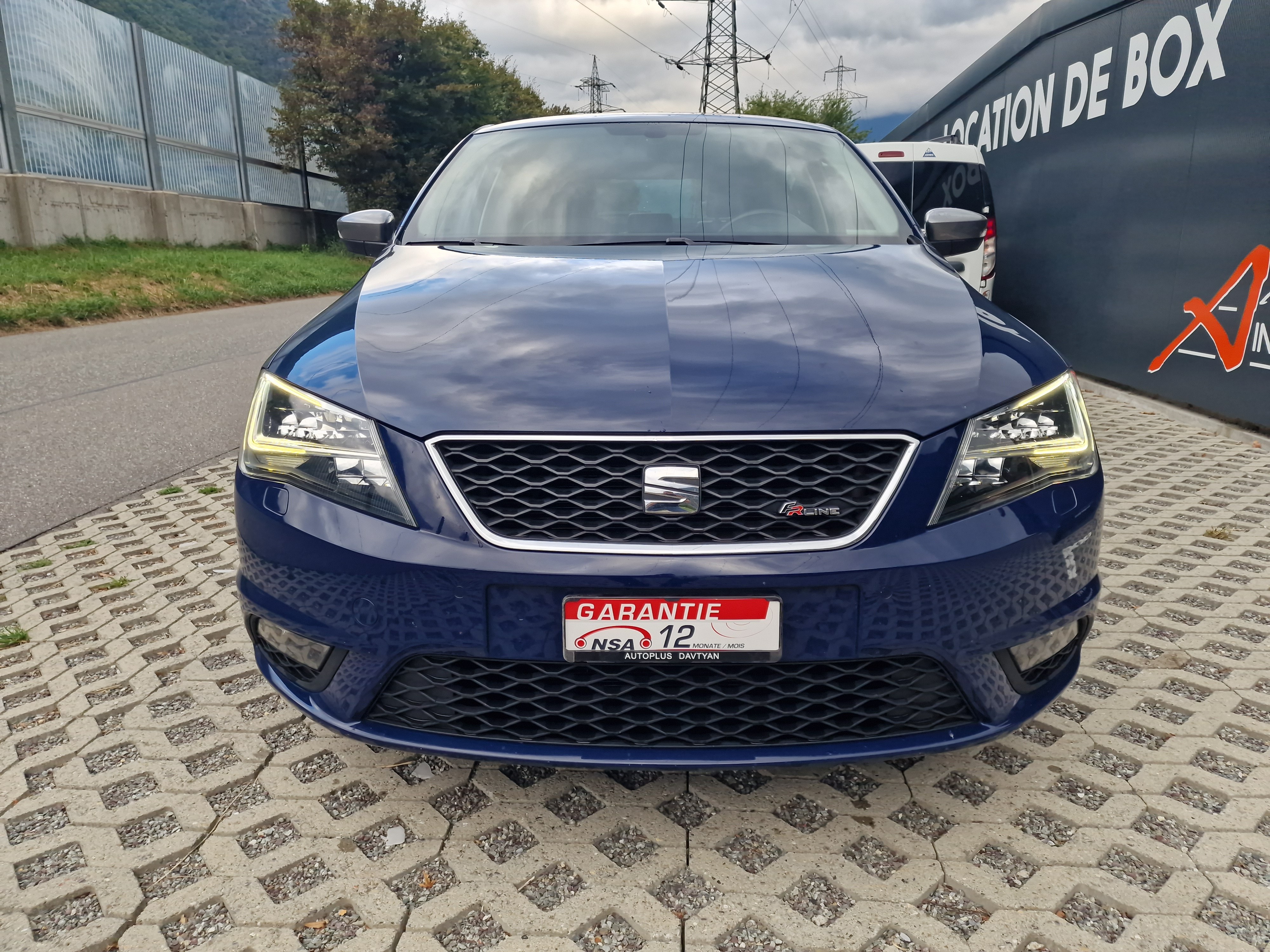 Car photo