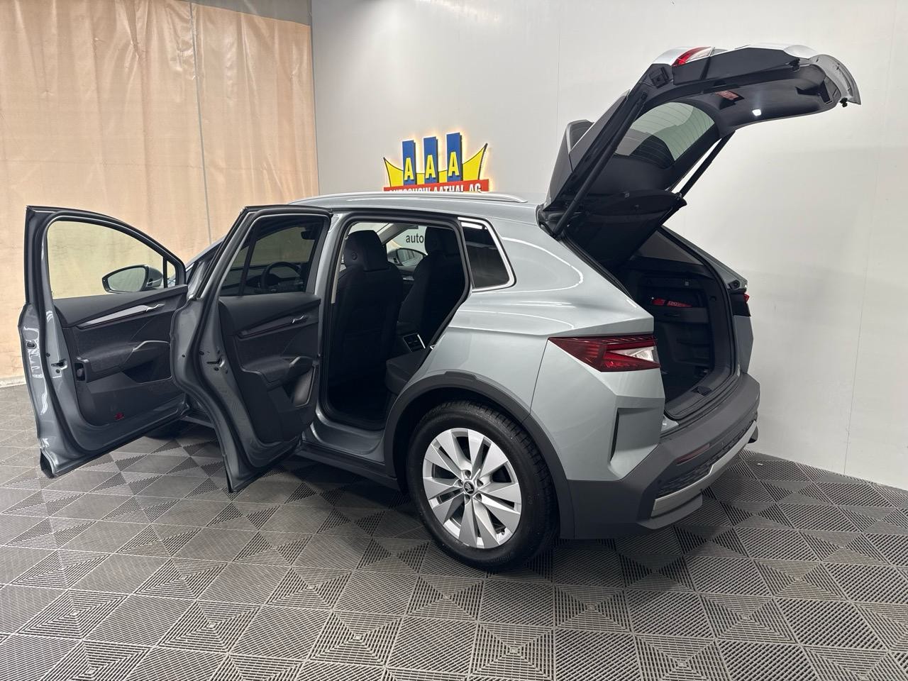 SKODA Elroq 85x Selection 4x4-image-12