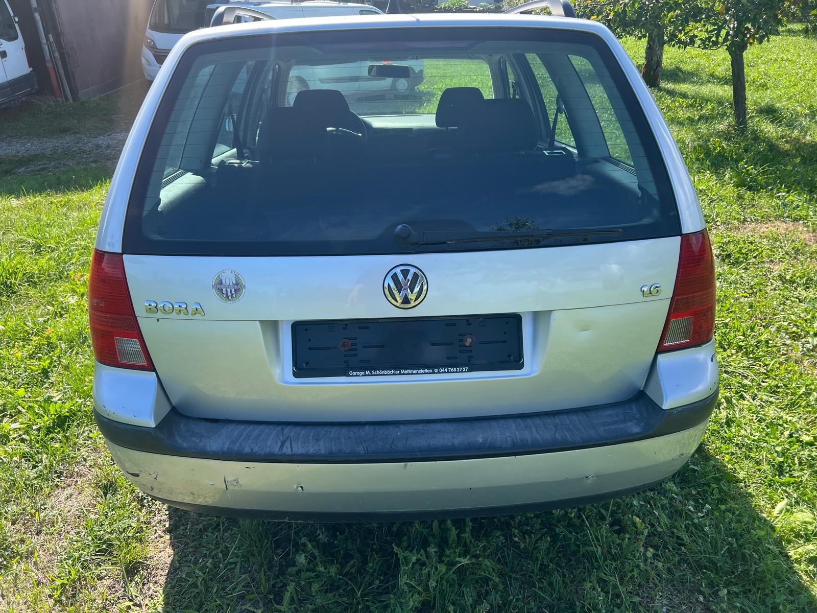 VW Bora Variant 1.6 Comfortline Automatic-image-4