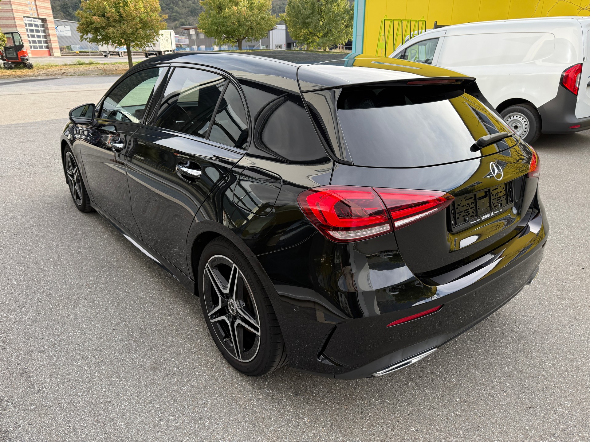 MERCEDES-BENZ A 250 4Matic AMG Line 4Matic 7G-DCT-image-5