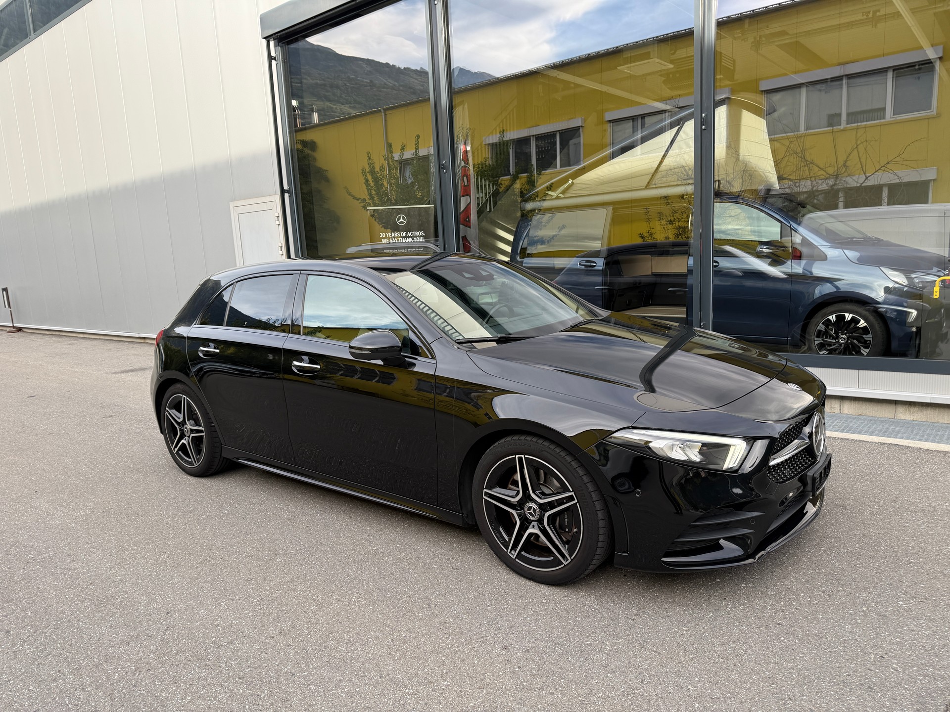 MERCEDES-BENZ A 250 4Matic AMG Line 4Matic 7G-DCT-image-0