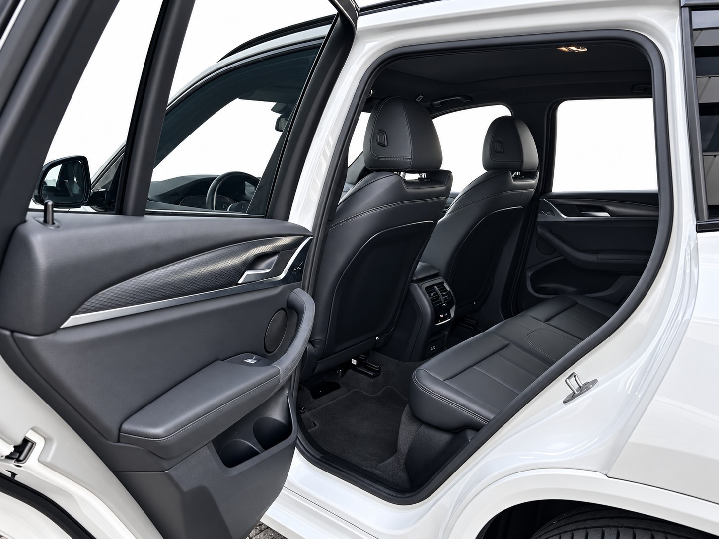 BMW X3 20d xDrive SAG * M-Sport * CH FAHRZEUG *-image-28