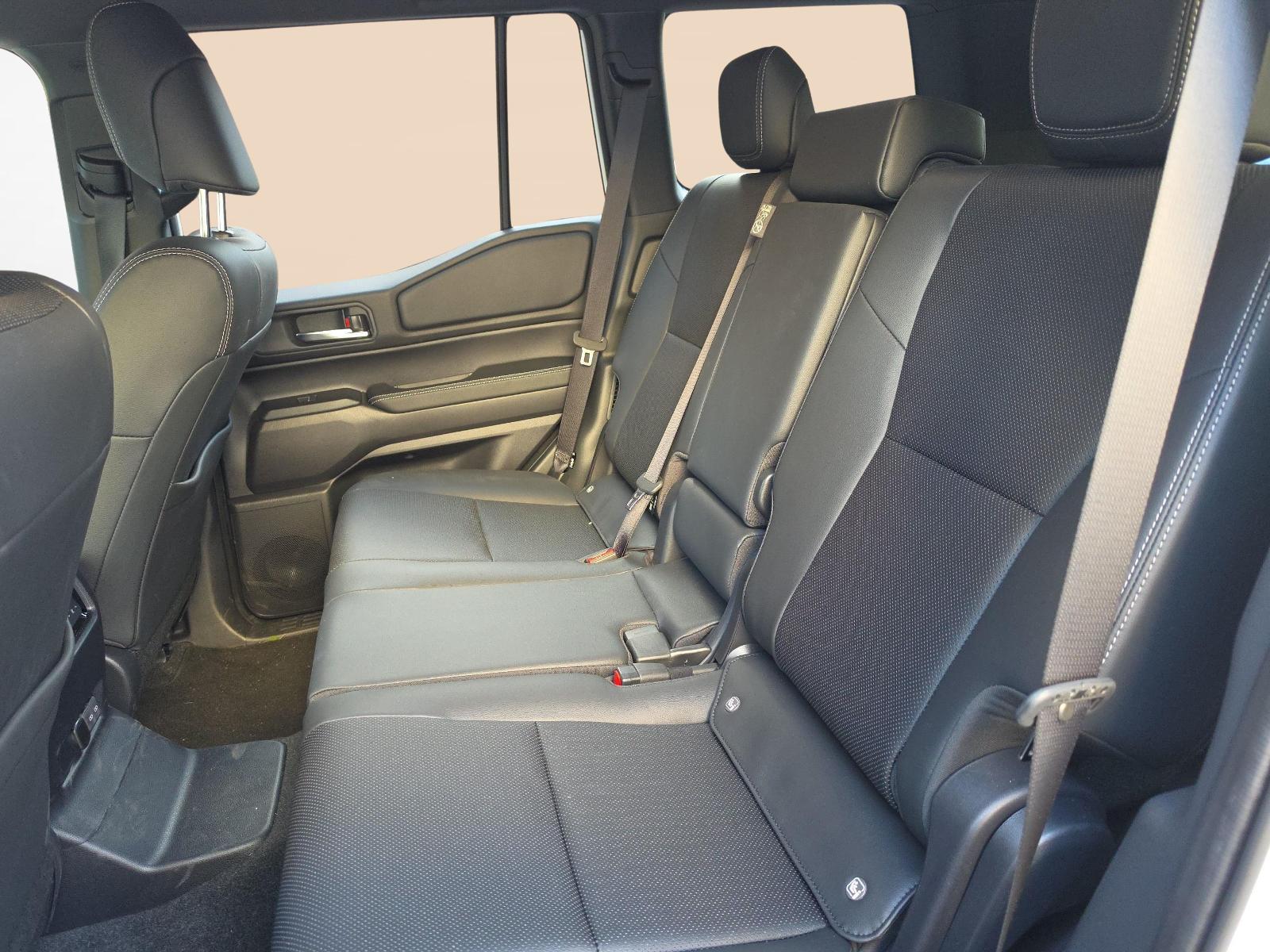 TOYOTA Land Cruiser 2.8 D 48V Style-image-10